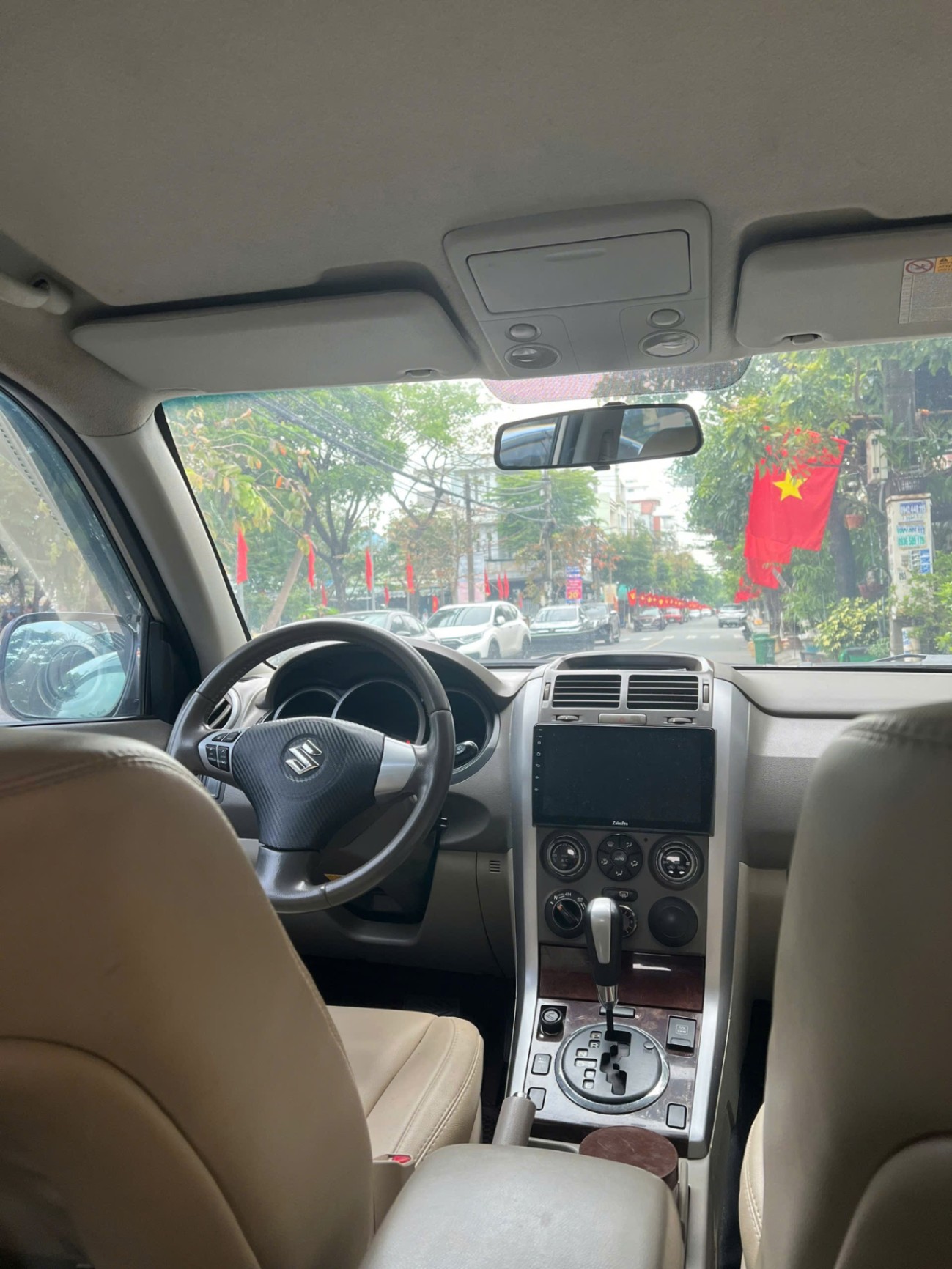 Suzuki Grand vitara 2.0 AT 2015 - Nội thất 2