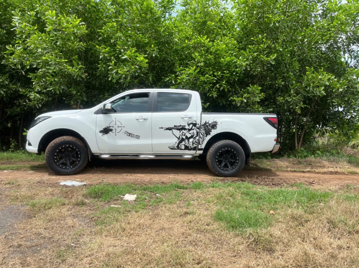 Mazda Bt50 2.2L 4x4 MT 2017