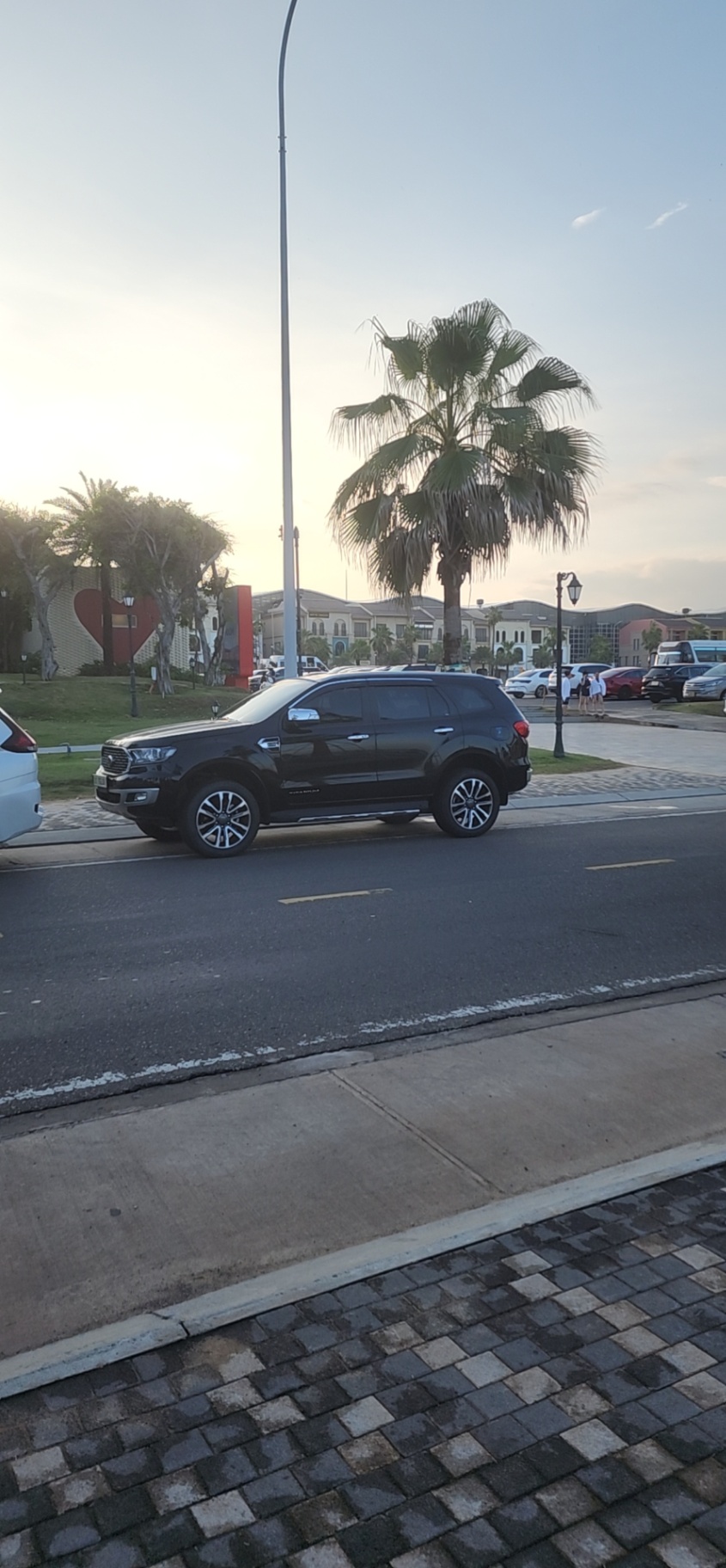 Ford Everest Titanium 2.0L 4x2 AT 2022 - Ngoại thất 3