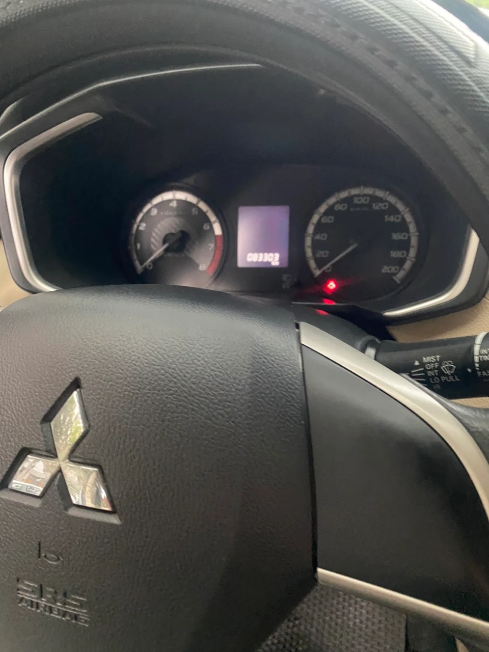 Mitsubishi Xpander 1.5 MT 2019 - Nội thất 11