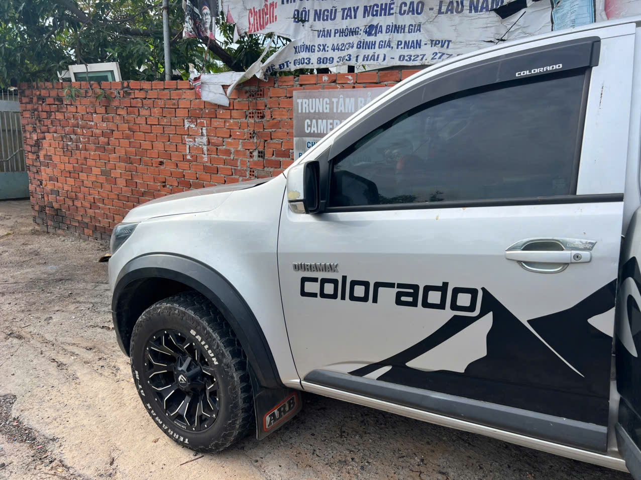 Chevrolet Colorado LT 2.5L 4x2 MT 2017 - Ngoại thất 3