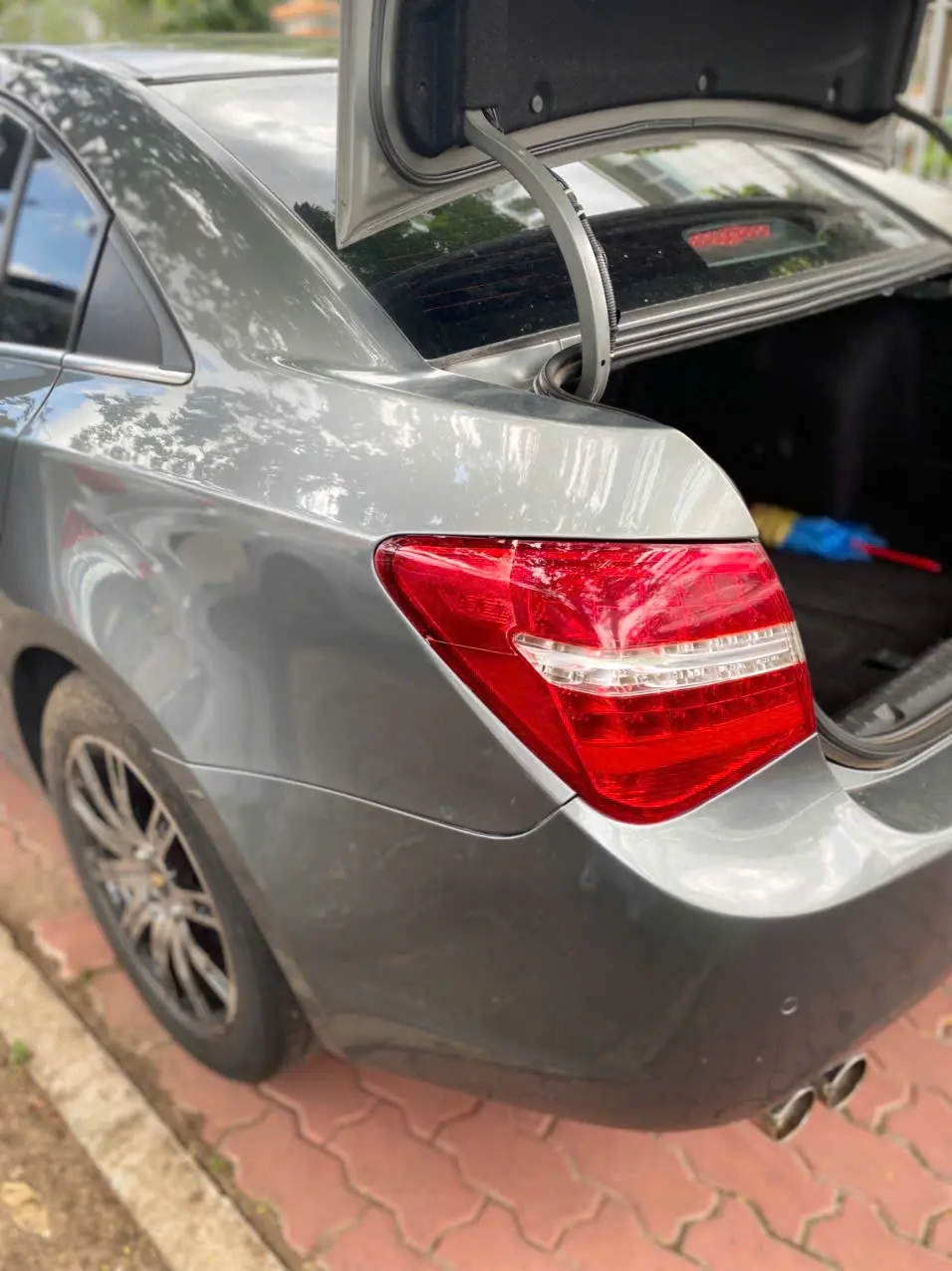 Daewoo Lacetti CDX 1.8 AT 2010 - Ngoại thất 9