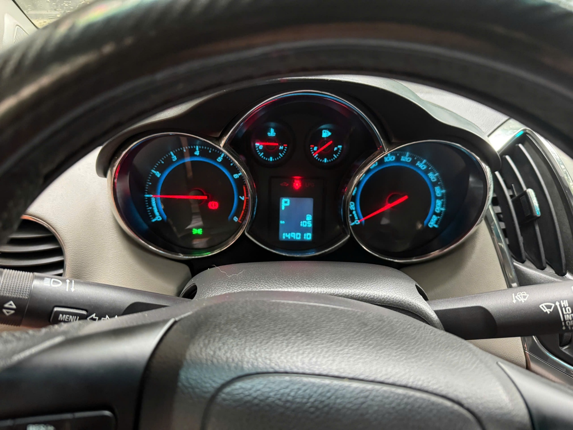 Chevrolet Cruze LTZ 1.8 AT 2015 - Nội thất 1
