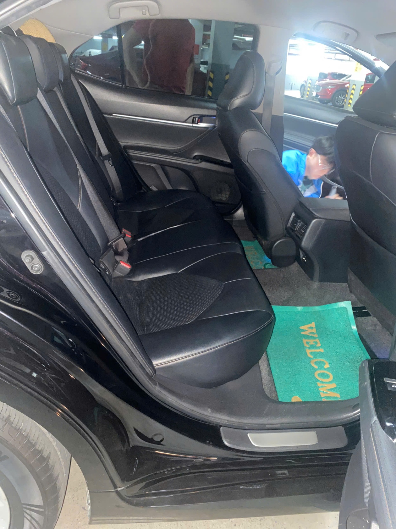 Toyota Camry 2.0G 2022 - Nội thất 2
