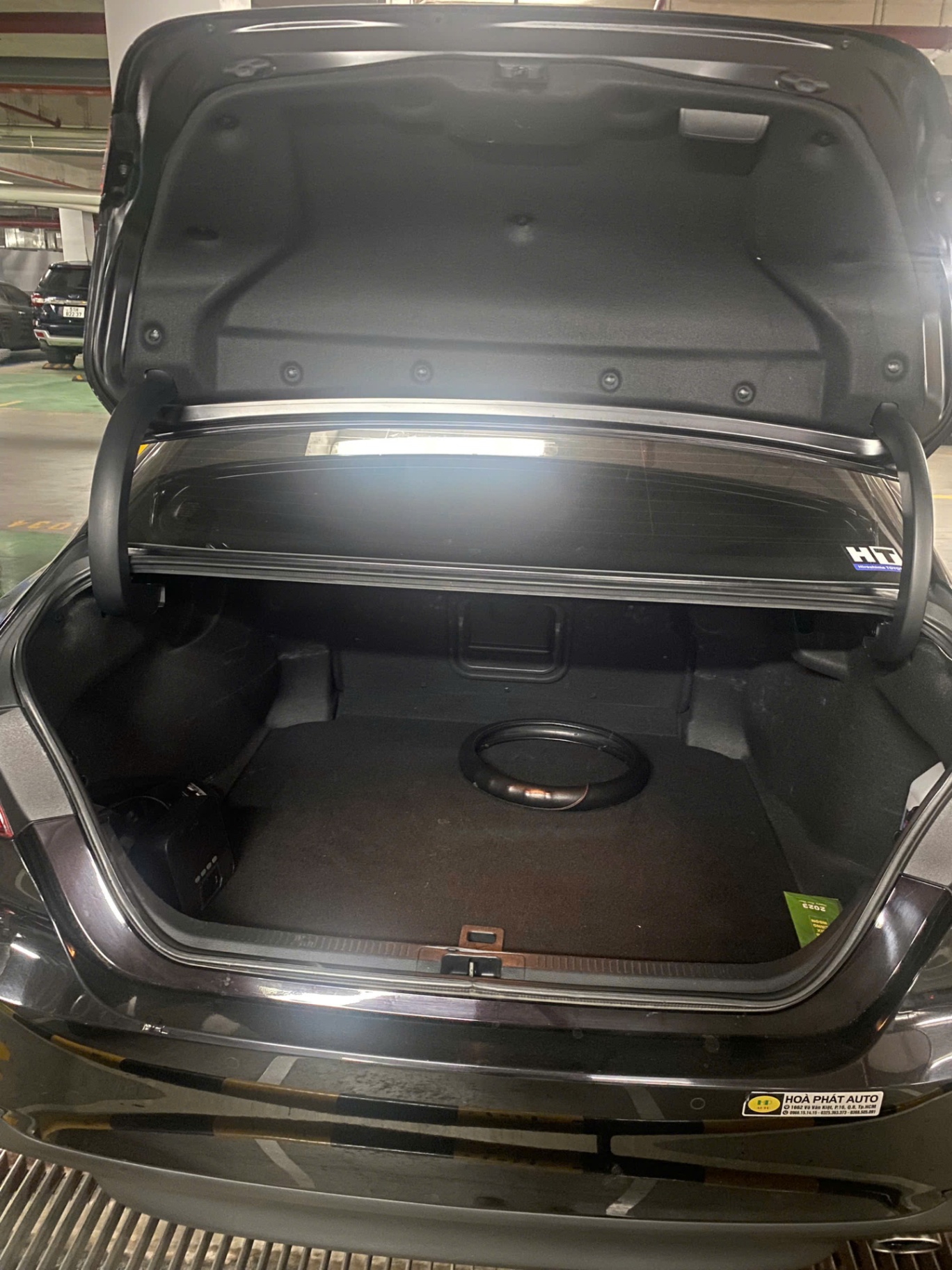 Toyota Camry 2.0G 2022 - Nội thất 4