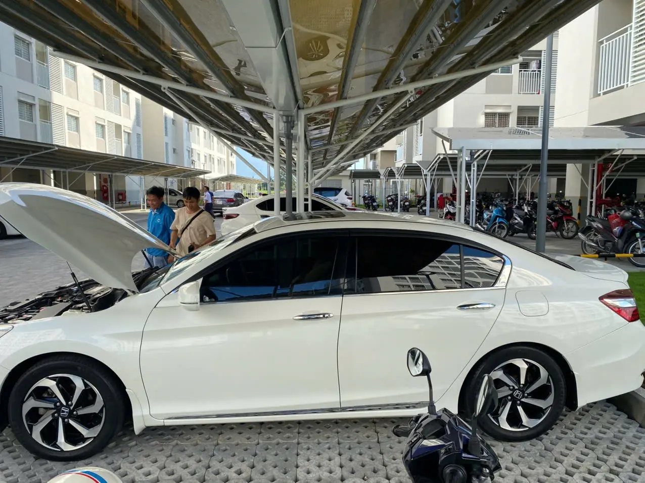 Honda Accord 2.4 AT 2016 - Ngoại thất 5