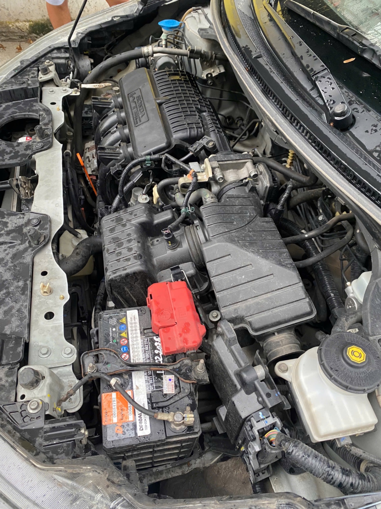 Honda Brio RS 2019 - Khoang động cơ 2