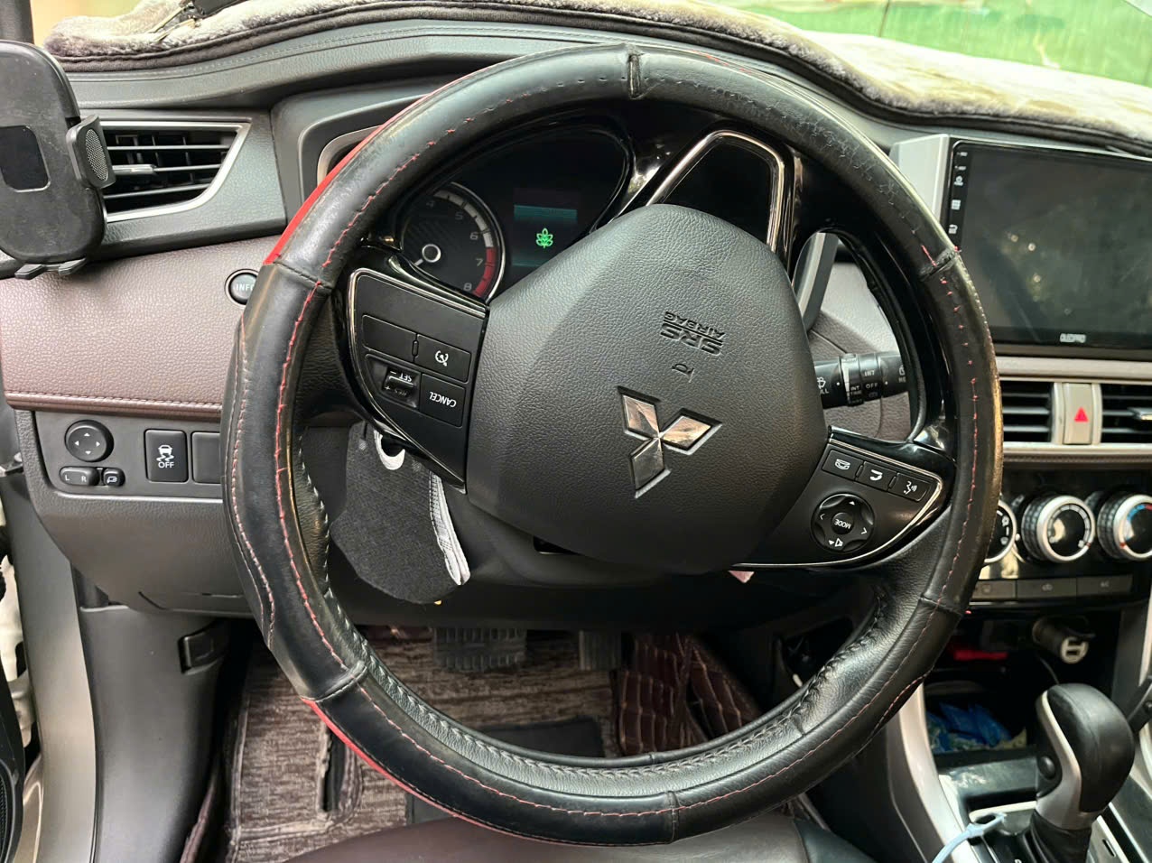 Mitsubishi Xpander 1.5 AT Đặc biệt 2021 - Nội thất 6