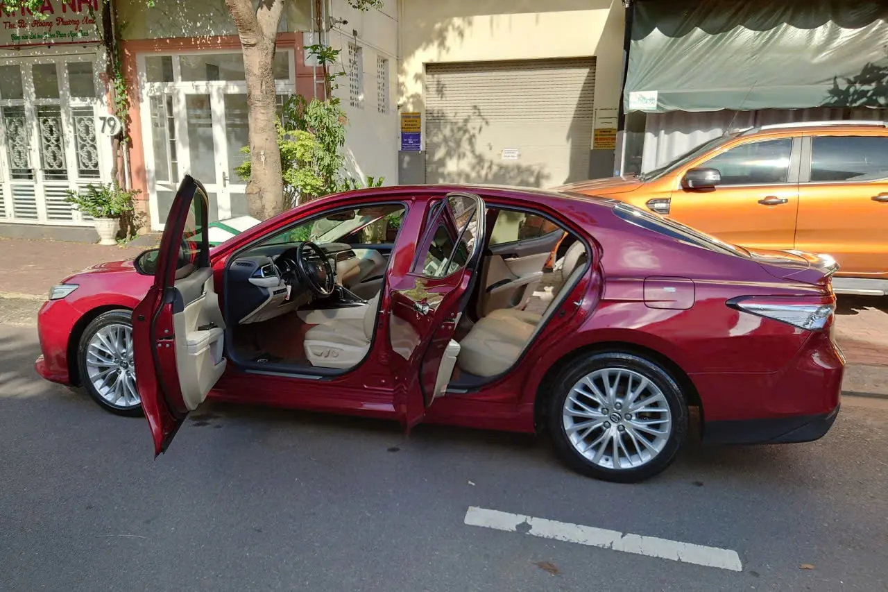 Toyota Camry 2.5Q 2019 - Ngoại thất 6