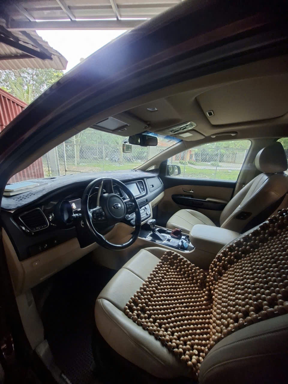 Kia Sedona 2.2 DAT Luxury 2019 - Nội thất 1