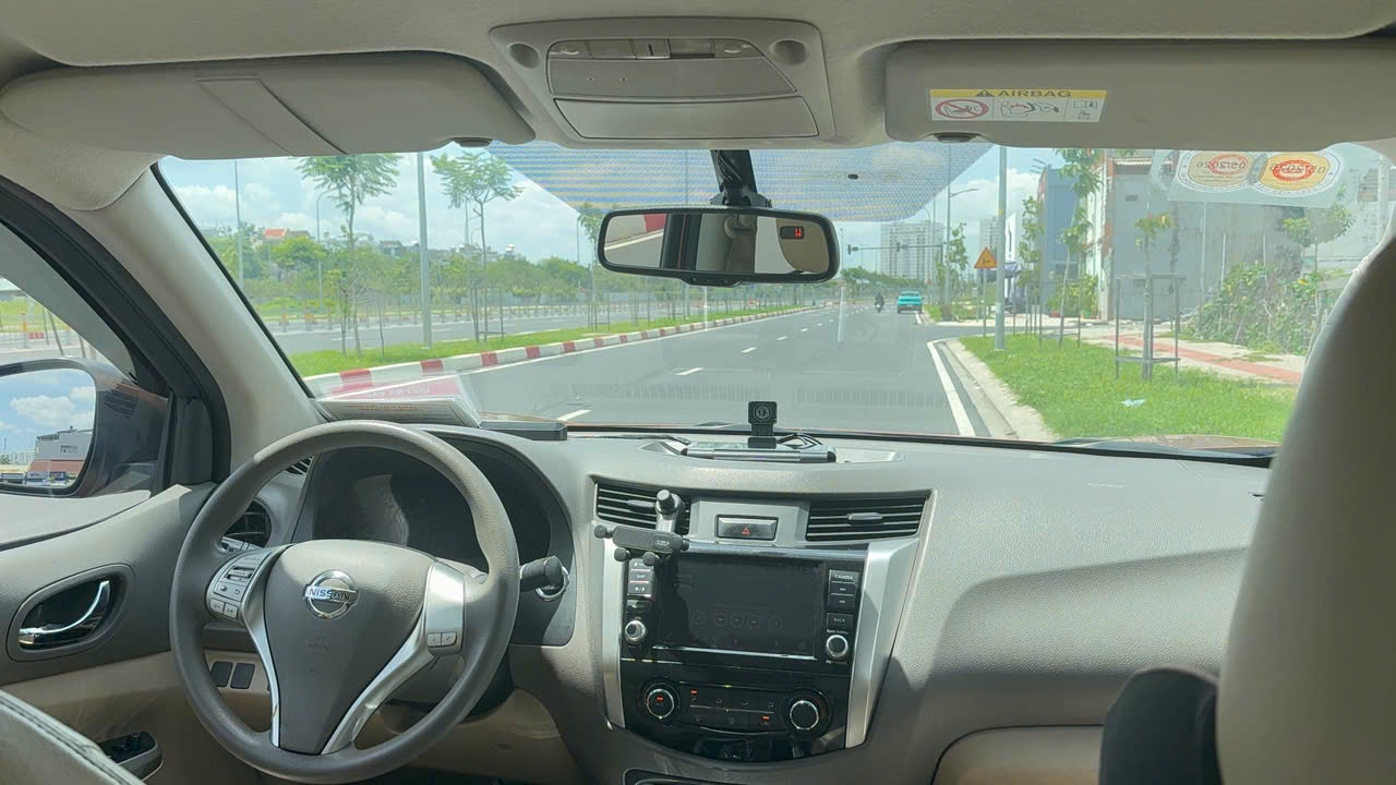 Nissan Navara EL Premium Z 2019 - Nội thất 4