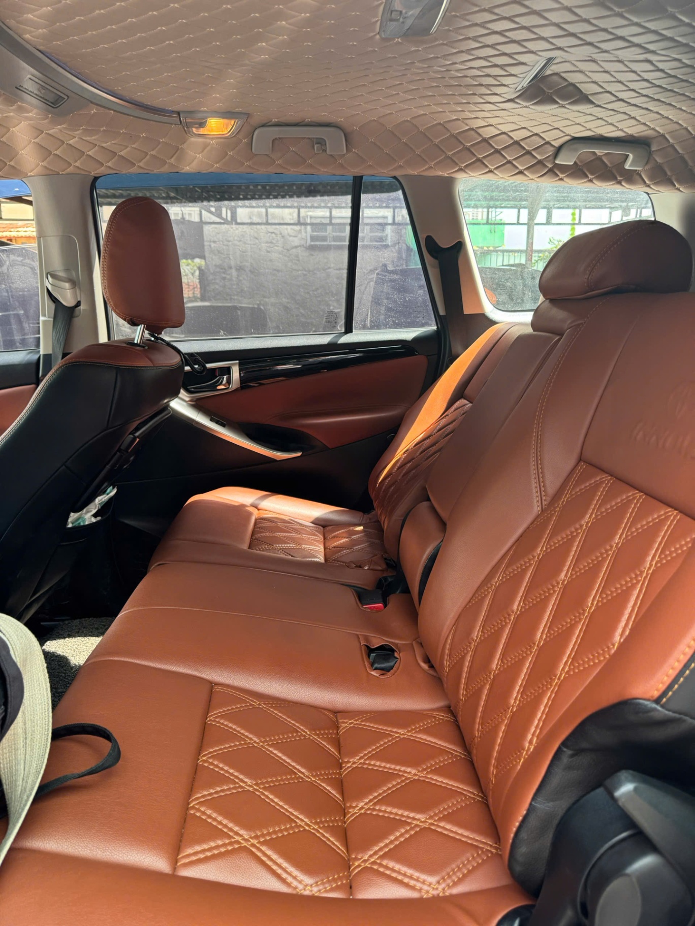 Toyota Innova 2017 2.0G - Nội thất 2