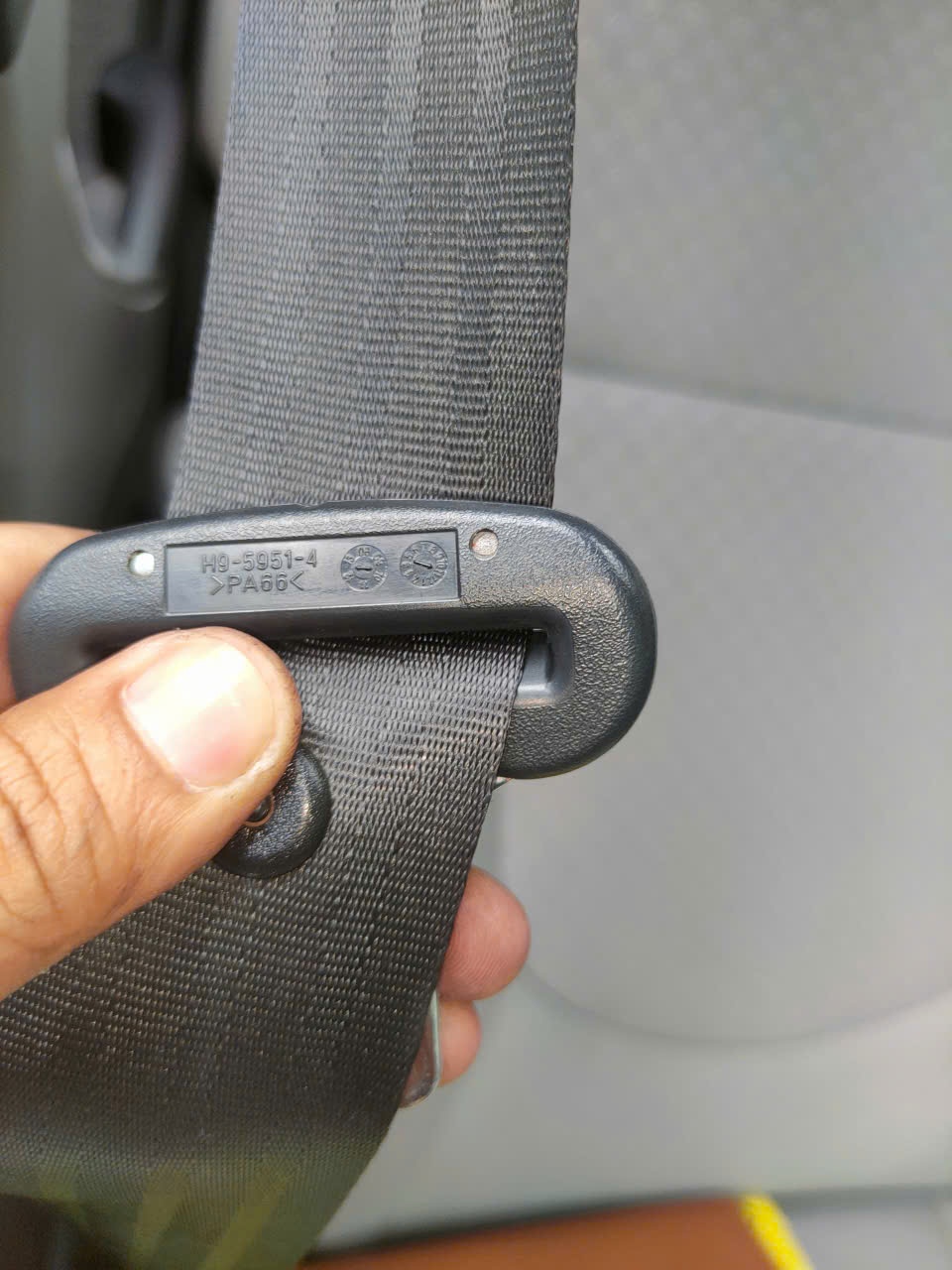 Hyundai Accent 1.4 AT 2014 - Nội thất 10