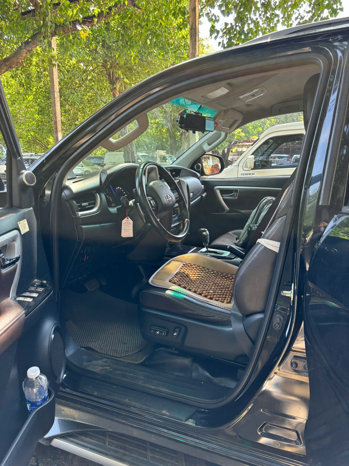 Toyota Fortuner 2.7V 4x4 AT 2017 - Nội thất 9