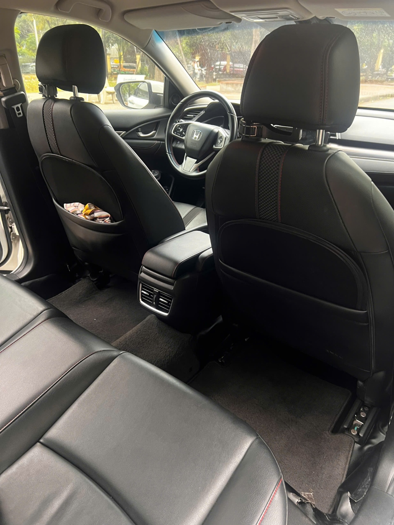 Honda Civic RS 1.5 AT 2020 - Nội thất 1