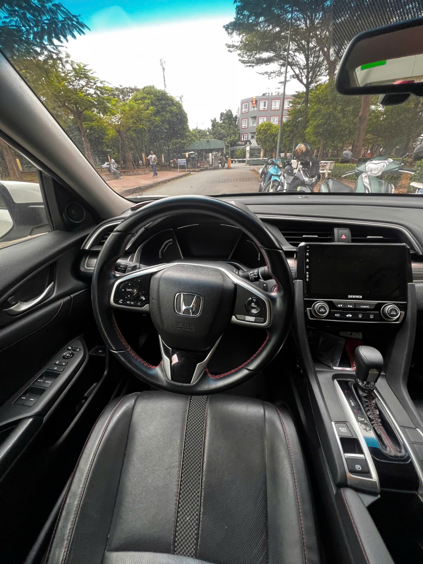 Honda Civic RS 1.5 AT 2020 - Nội thất 2