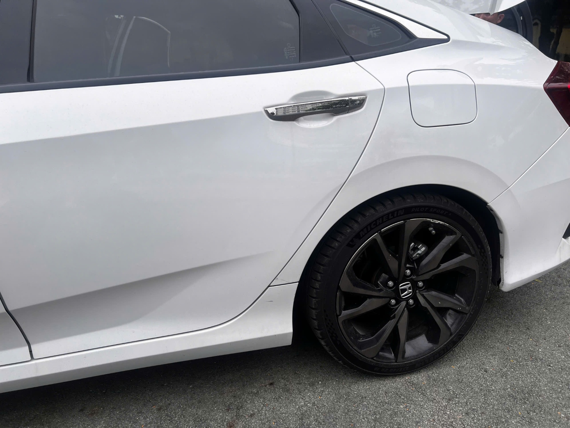 Honda Civic RS 1.5 AT 2020 - Ngoại thất 9