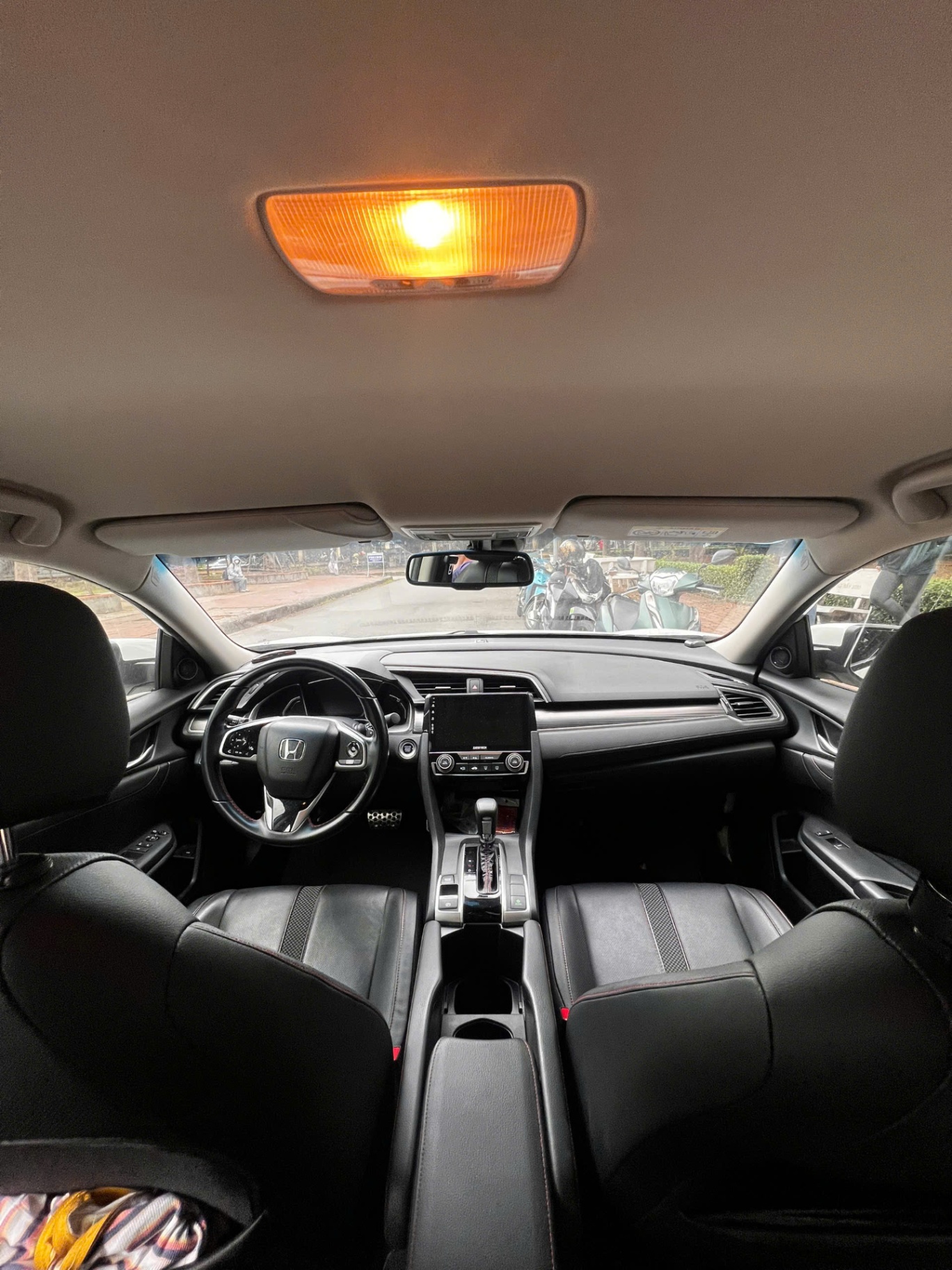 Honda Civic RS 1.5 AT 2020 - Nội thất 7