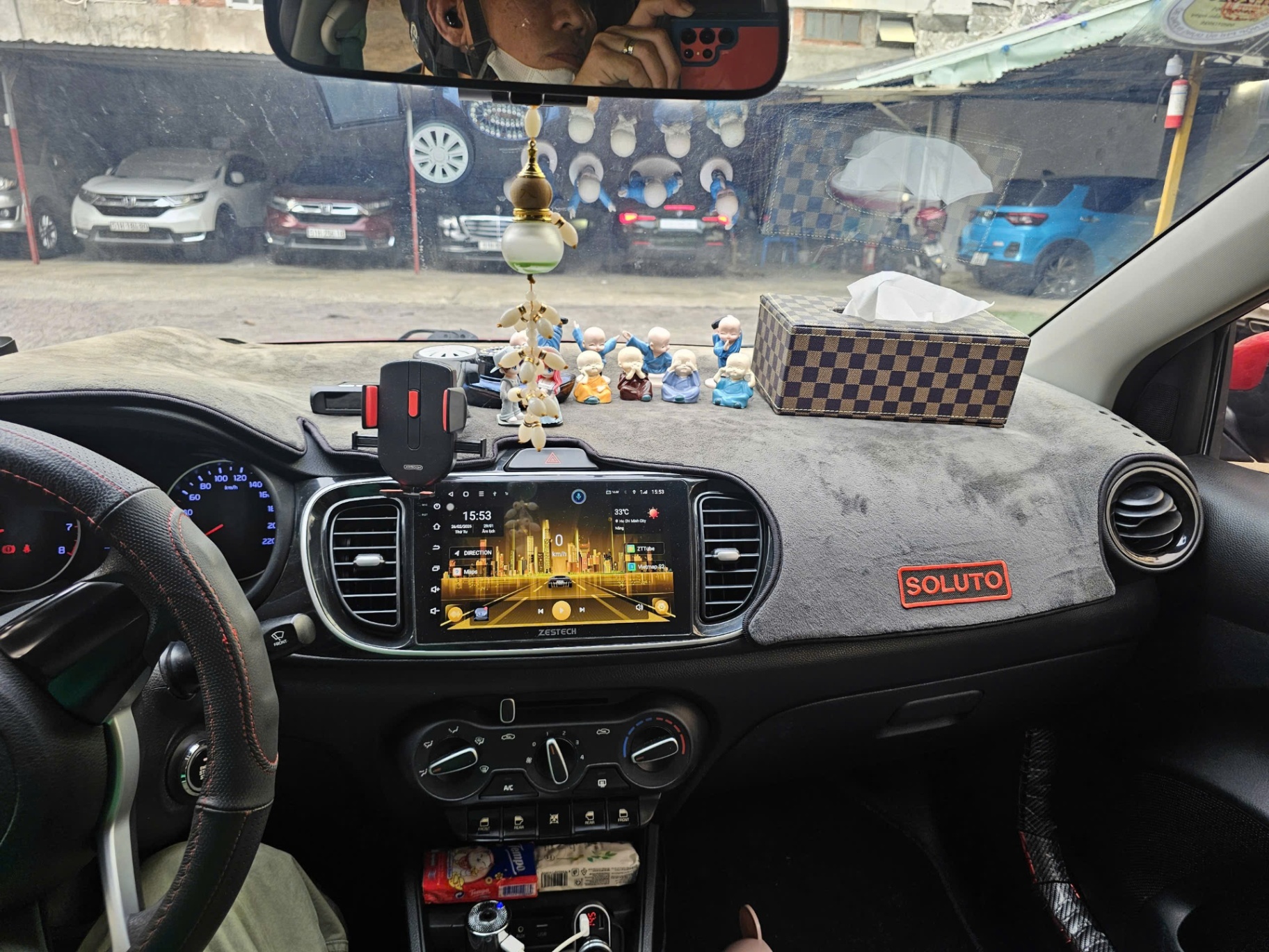 Kia Soluto 1.4 MT 2019 - Nội thất 1