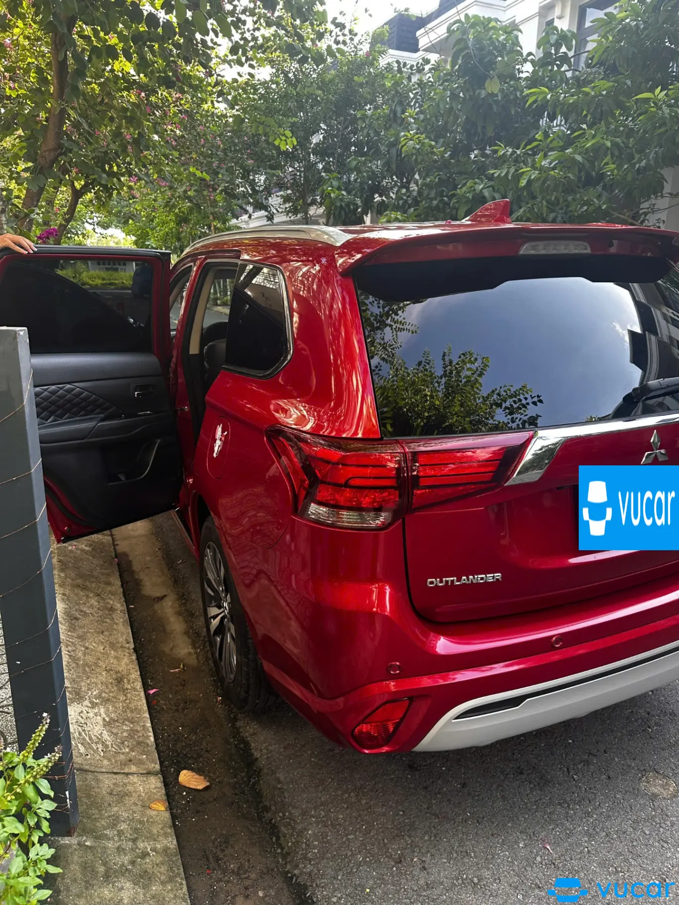 Mitsubishi Outlander Premium 2.0 CVT 2022 - Ngoại thất 8