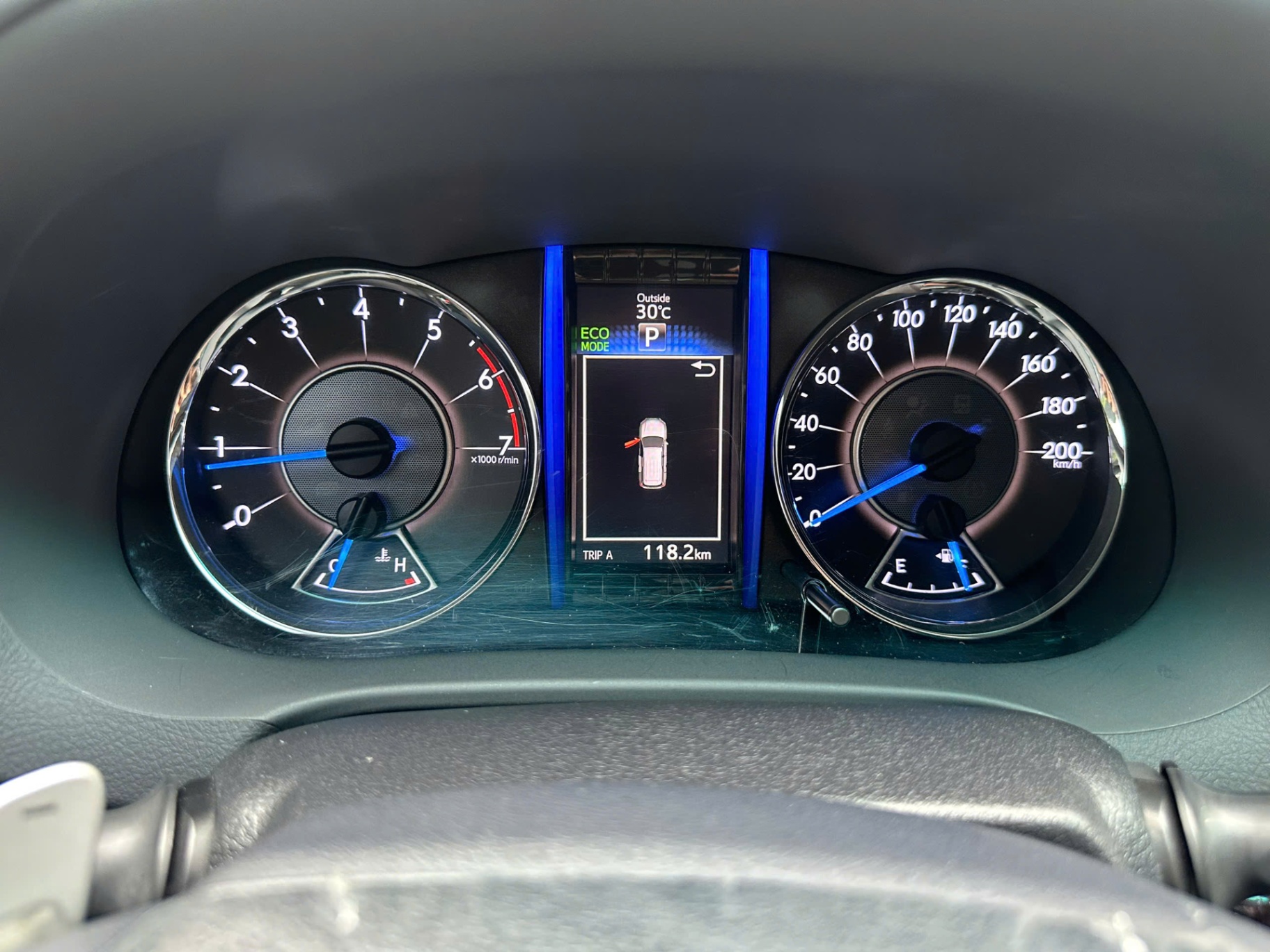 Toyota Fortuner 2.7V 4x2 AT 2018 - Nội thất 1
