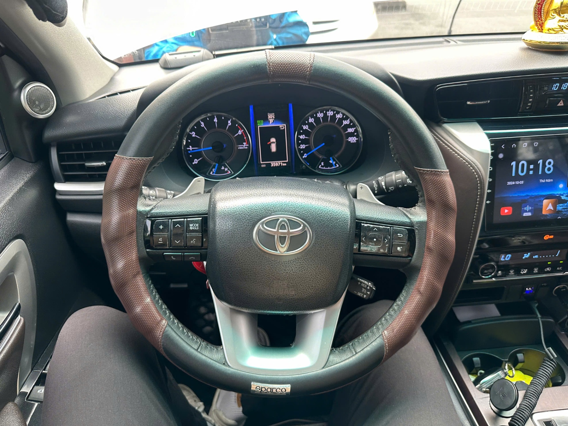 Toyota Fortuner 2.7V 4x2 AT 2018 - Nội thất 2