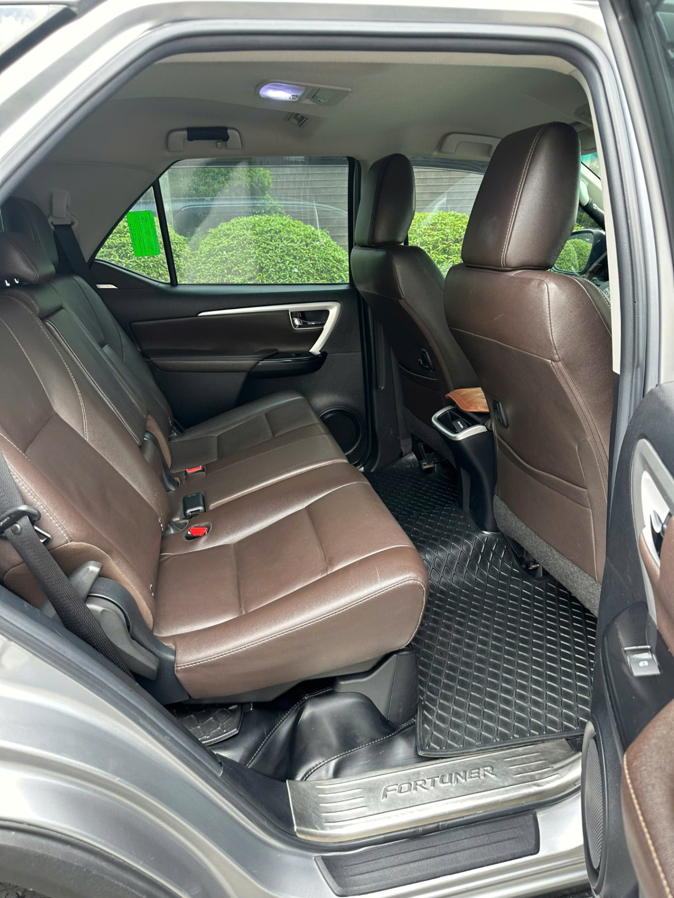 Toyota Fortuner 2.7V 4x2 AT 2018 - Nội thất 7