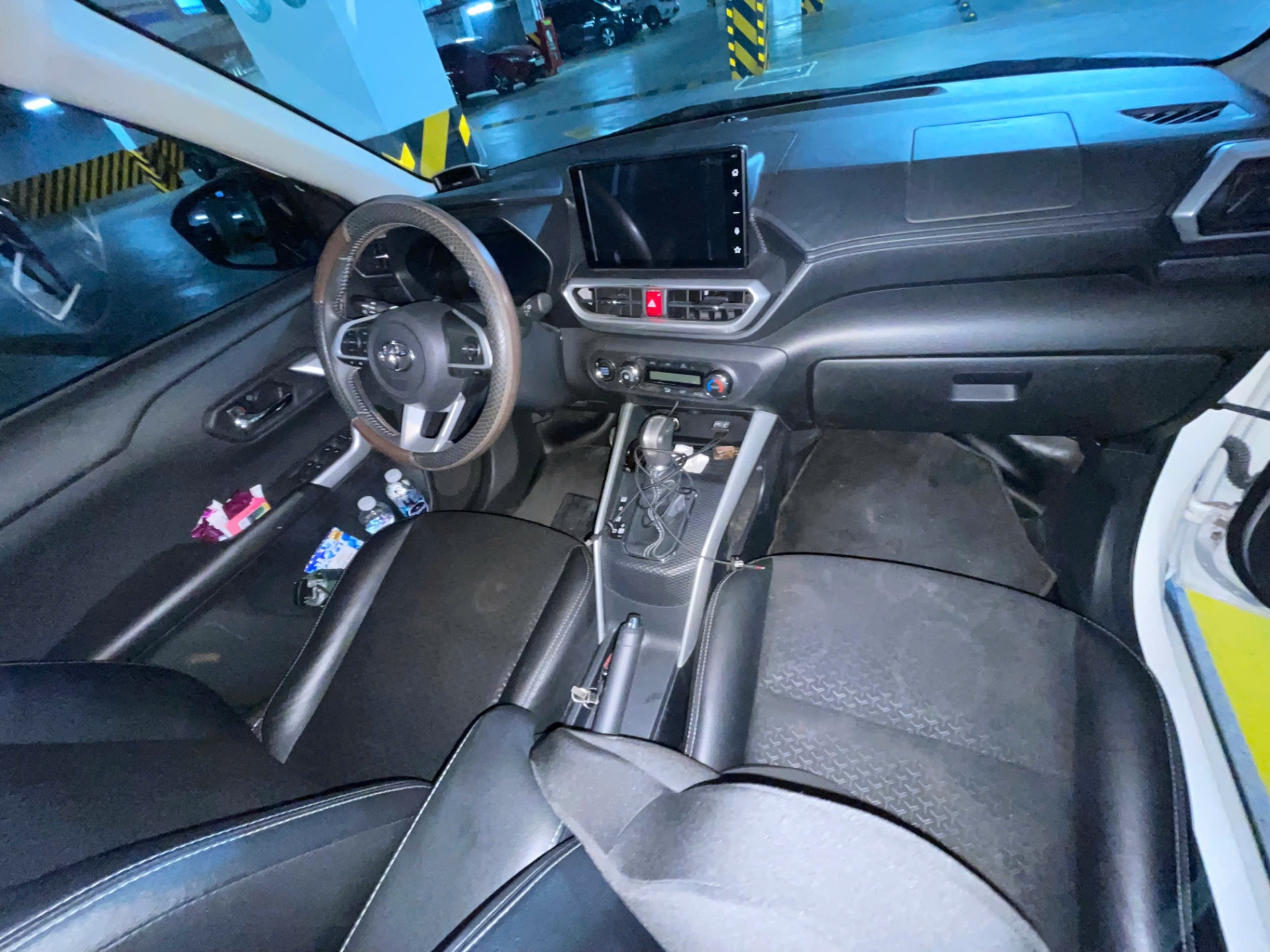 Toyota Raize G 1.0 CVT 2022 - Nội thất 2