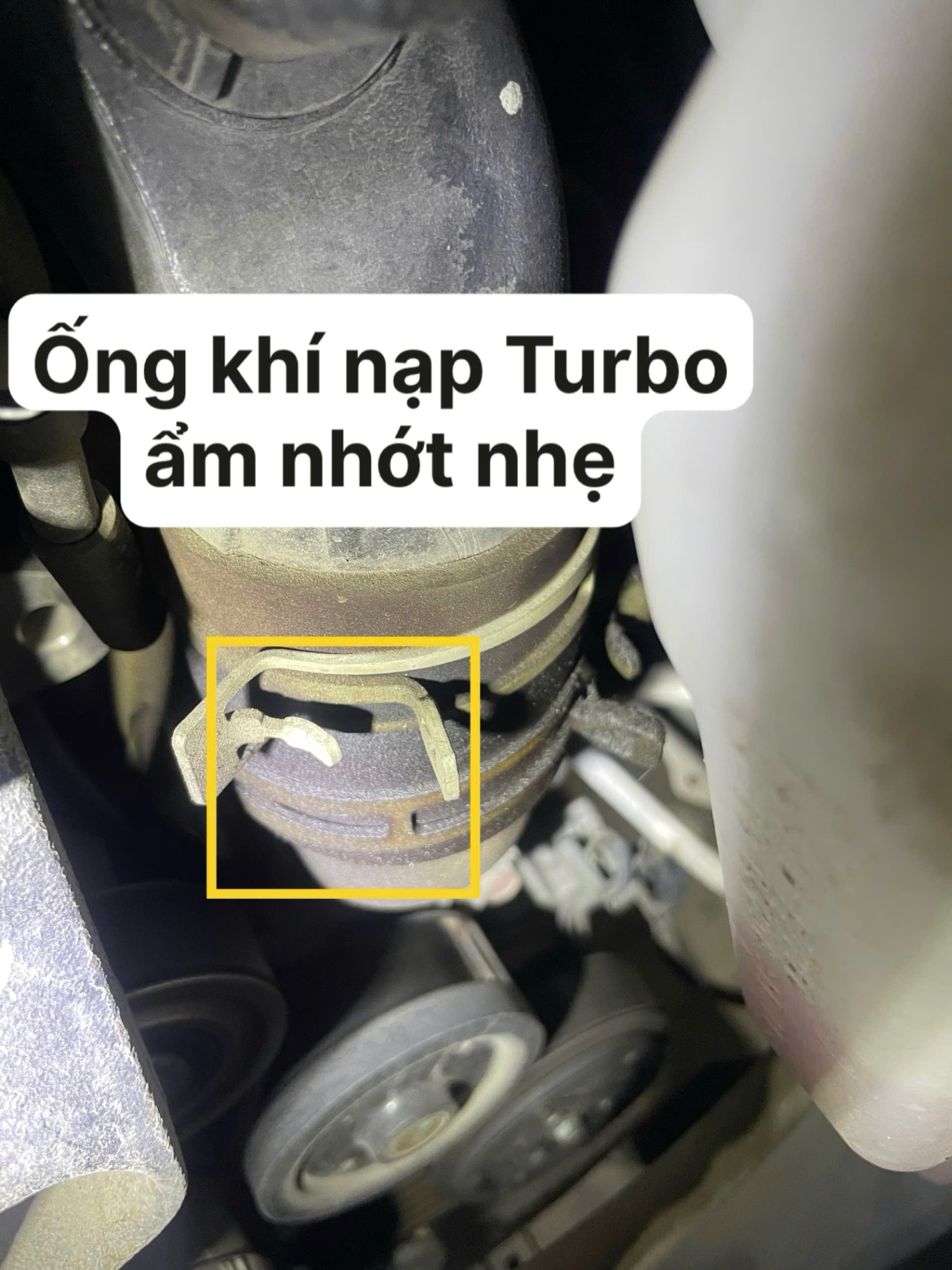 Toyota Raize G 1.0 CVT 2022 - Khoang động cơ 2