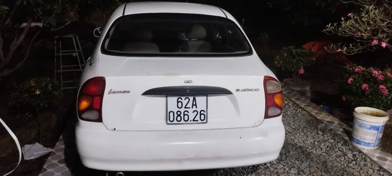 Daewoo Lanos SX 2000 - Ngoại thất 1