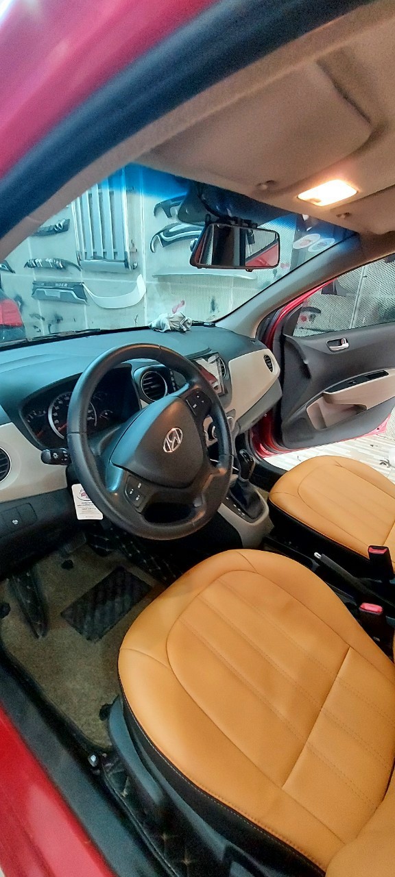 Hyundai I10 Grand 1.0 AT 2015 - Nội thất 1