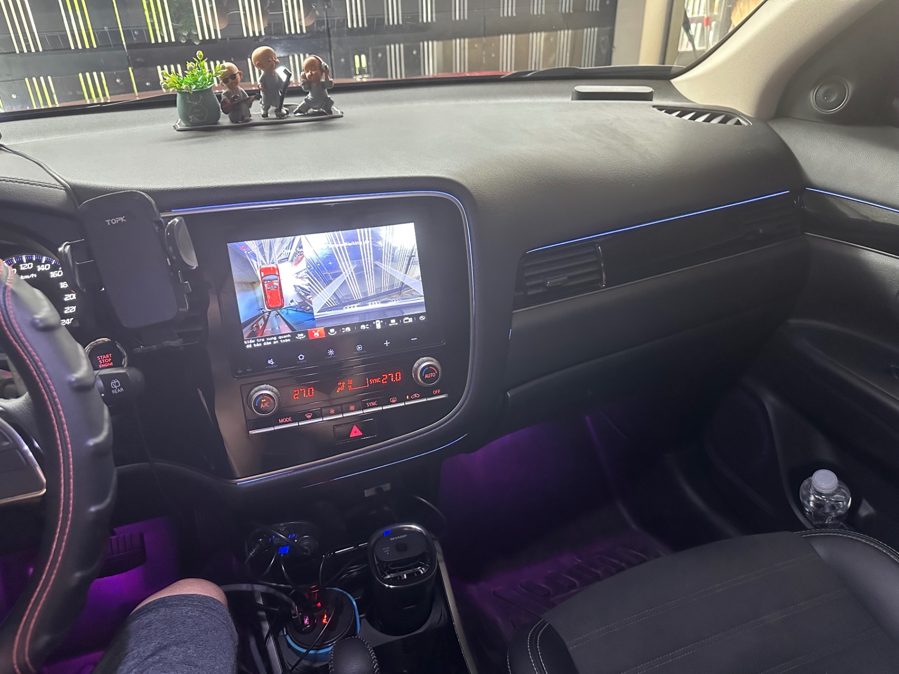 Mitsubishi Outlander 2.0 CVT 2023 - Nội thất 1