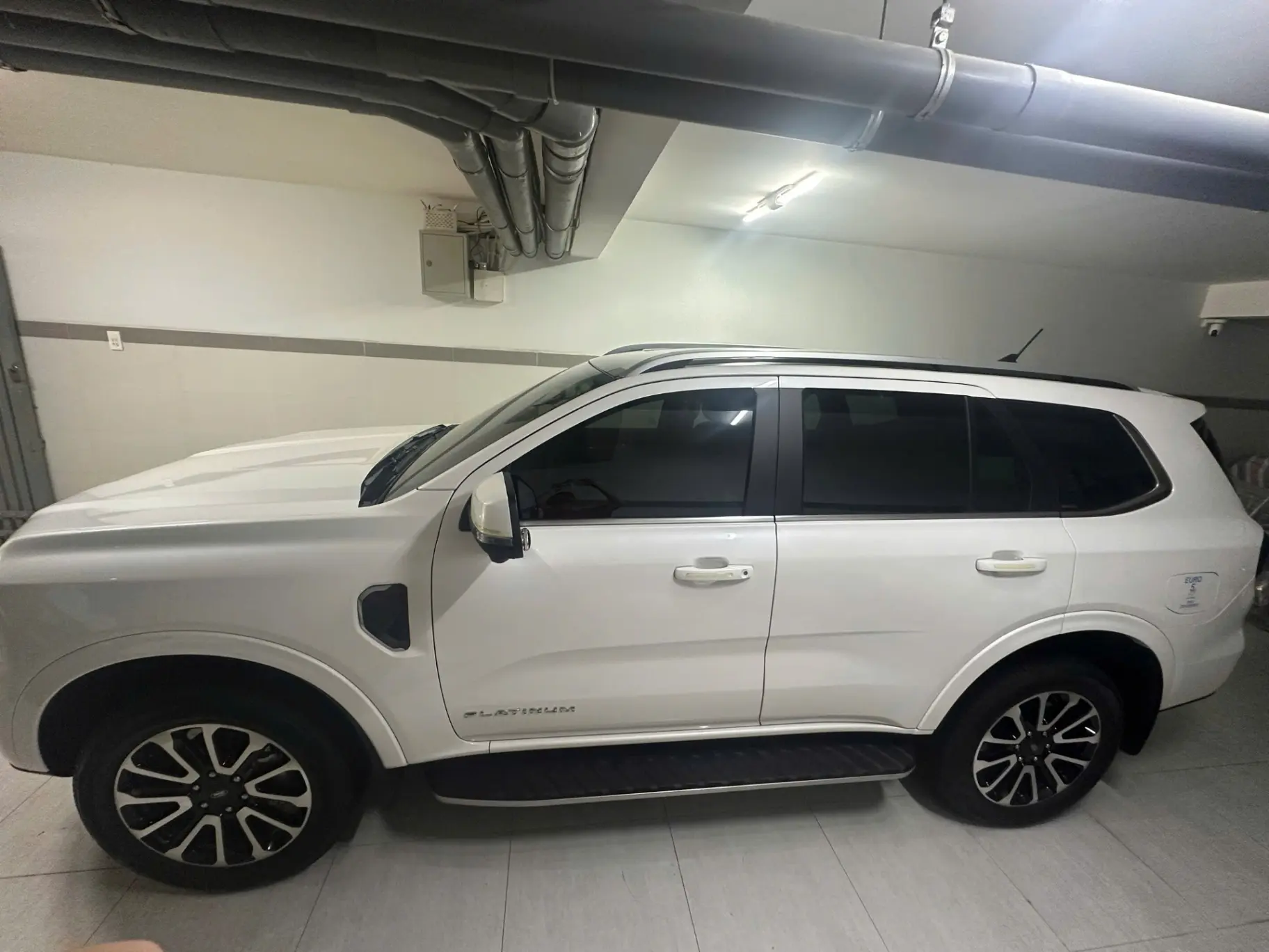 Ford Everest Platinum 2.0L 4x4 AT 2025 - Ngoại thất 2