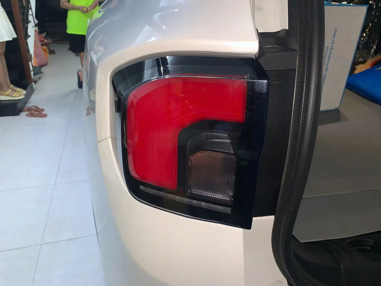 Ford Everest Platinum 2.0L 4x4 AT 2025 - Ngoại thất 5
