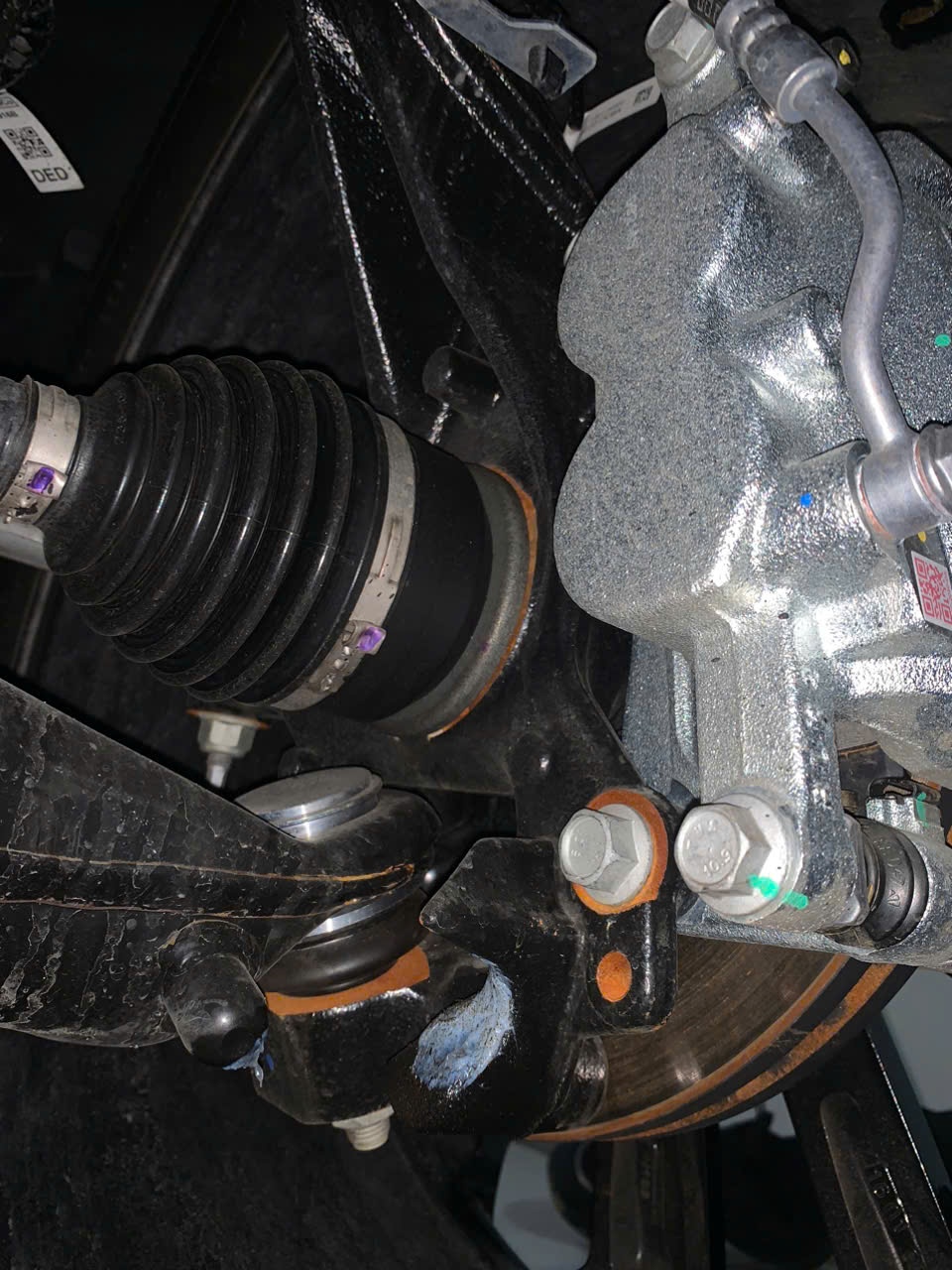 Ford Everest Platinum 2.0L 4x4 AT 2025 - Gầm & khung xe 2