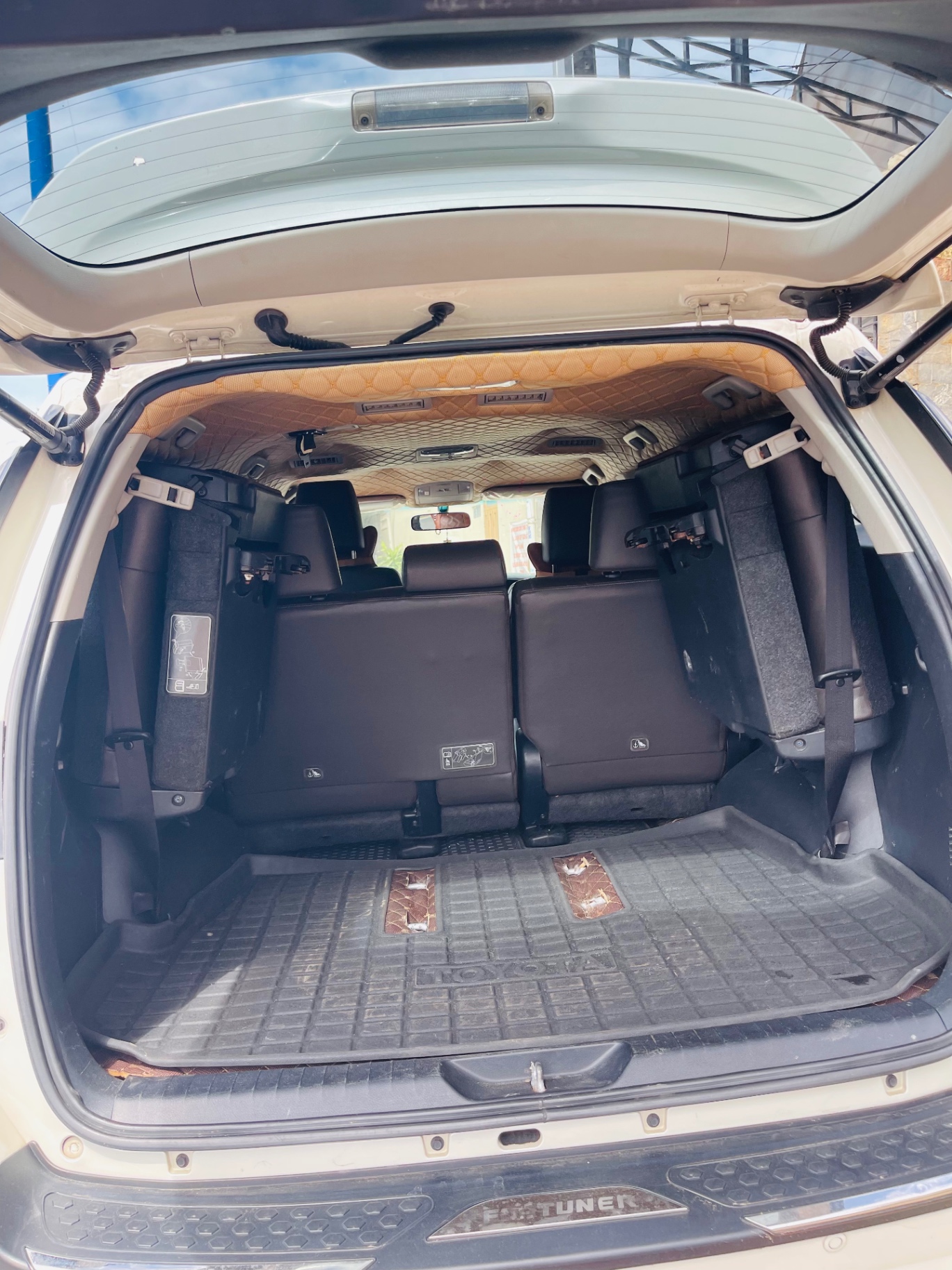 Toyota Fortuner 2.4G 4x2 AT 2019 - Nội thất 1