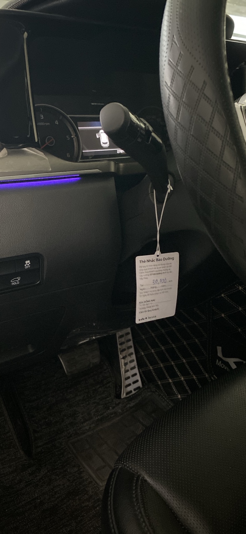 Kia Sorento Luxury 2.2 AT 2022 - Nội thất 1