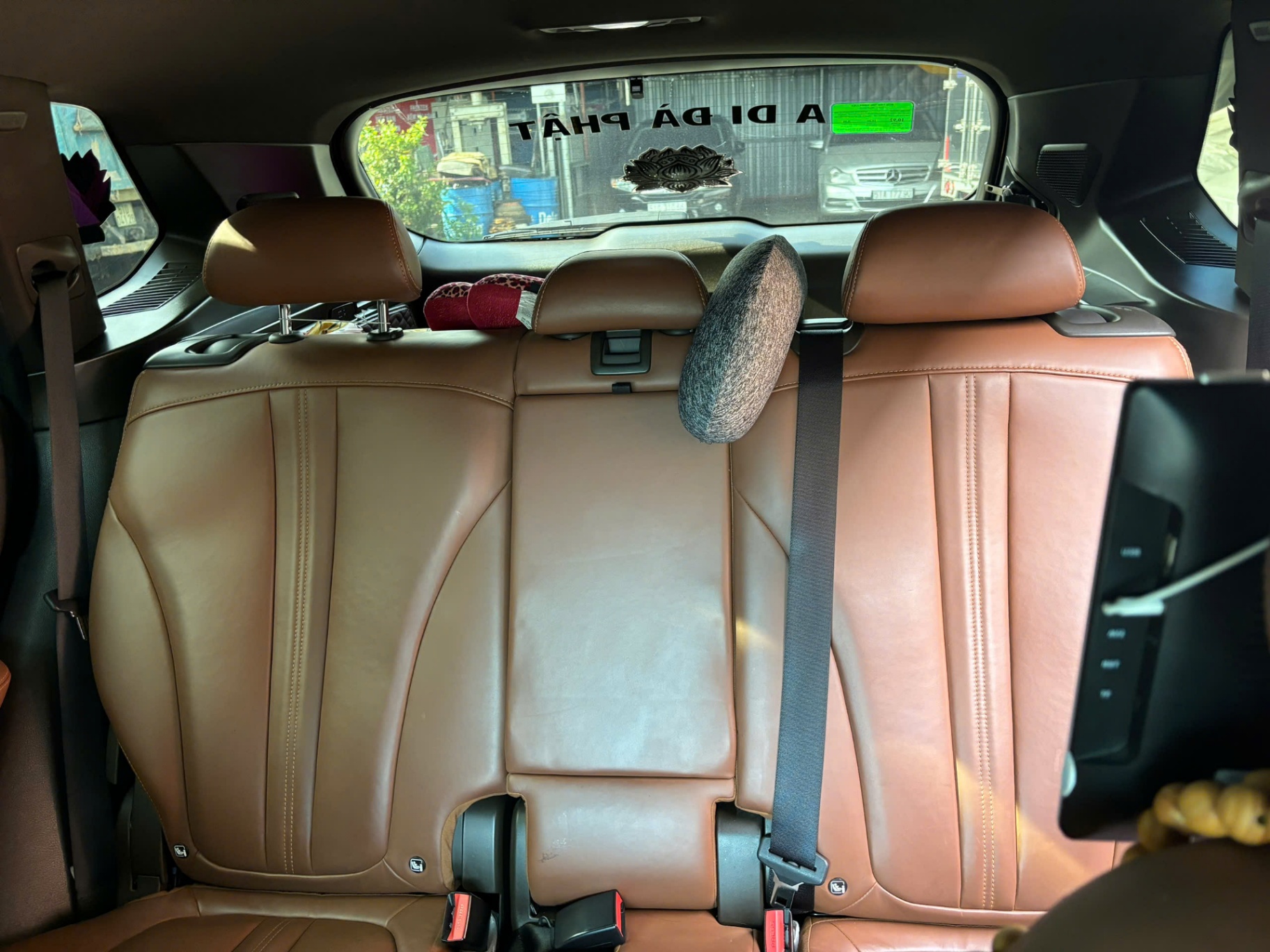 Vinfast Lux sa 2.0 Premium 2020 - Nội thất 6