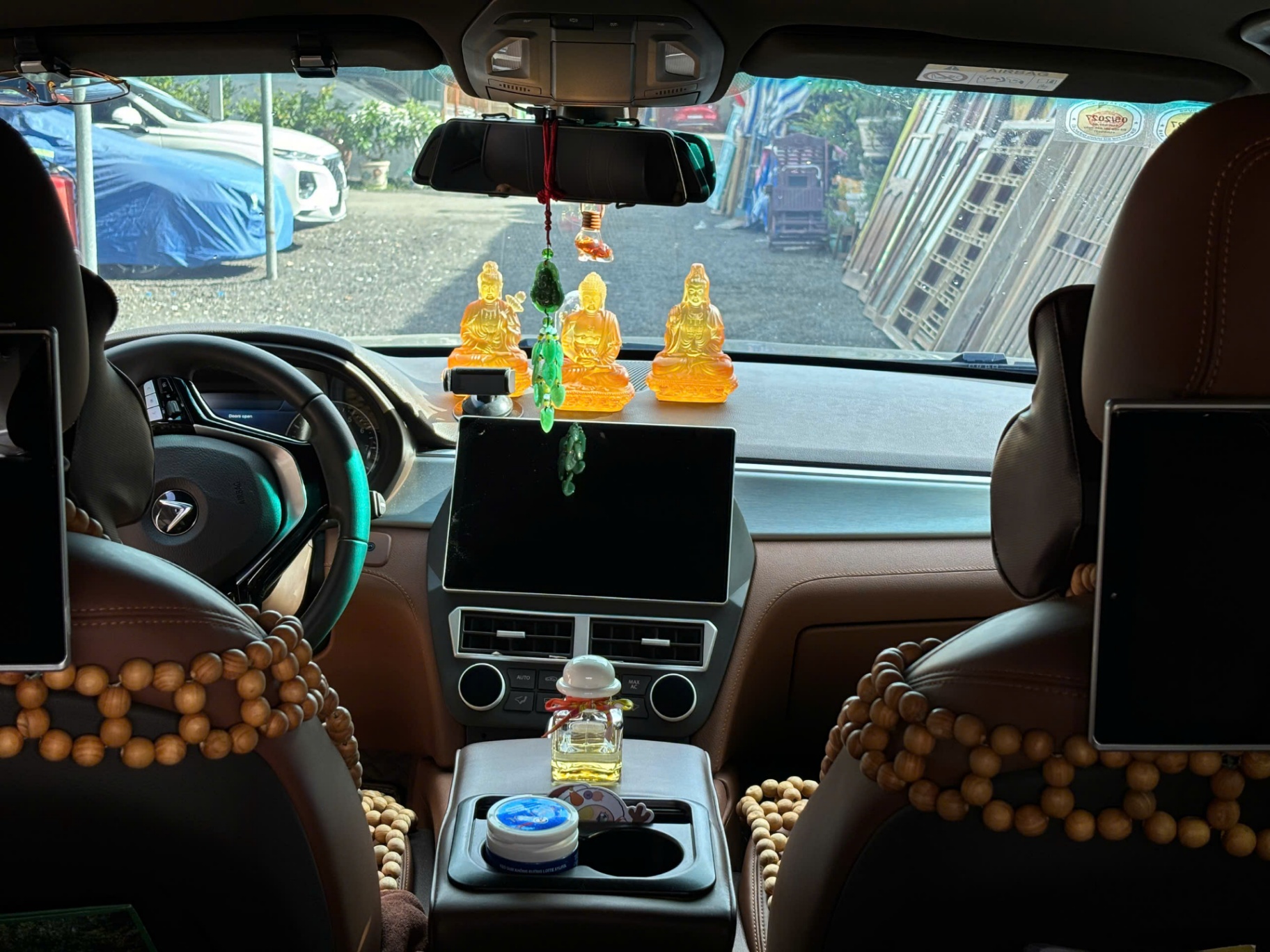 Vinfast Lux sa 2.0 Premium 2020 - Nội thất 10