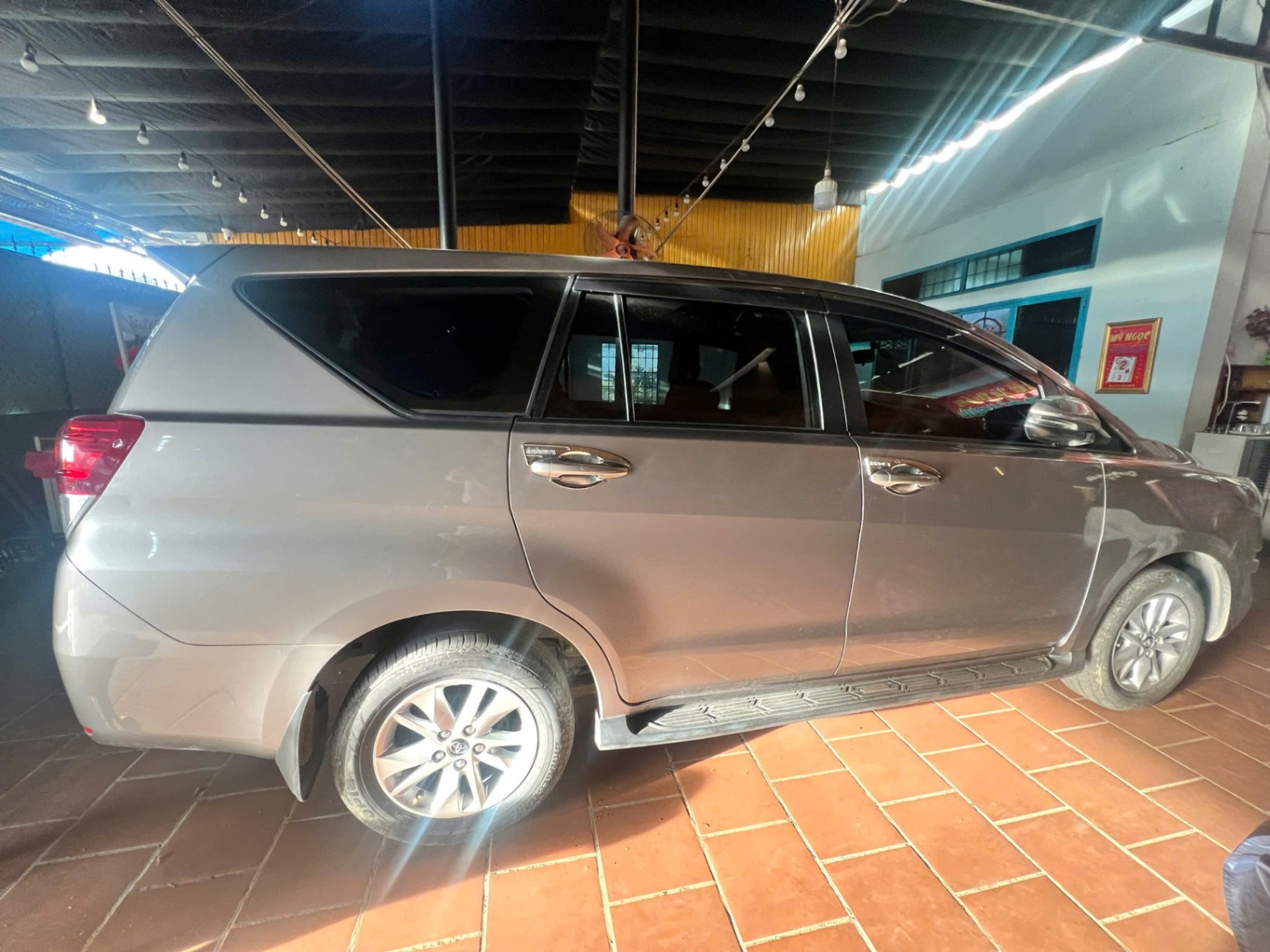 Toyota Innova 2.0E 2019