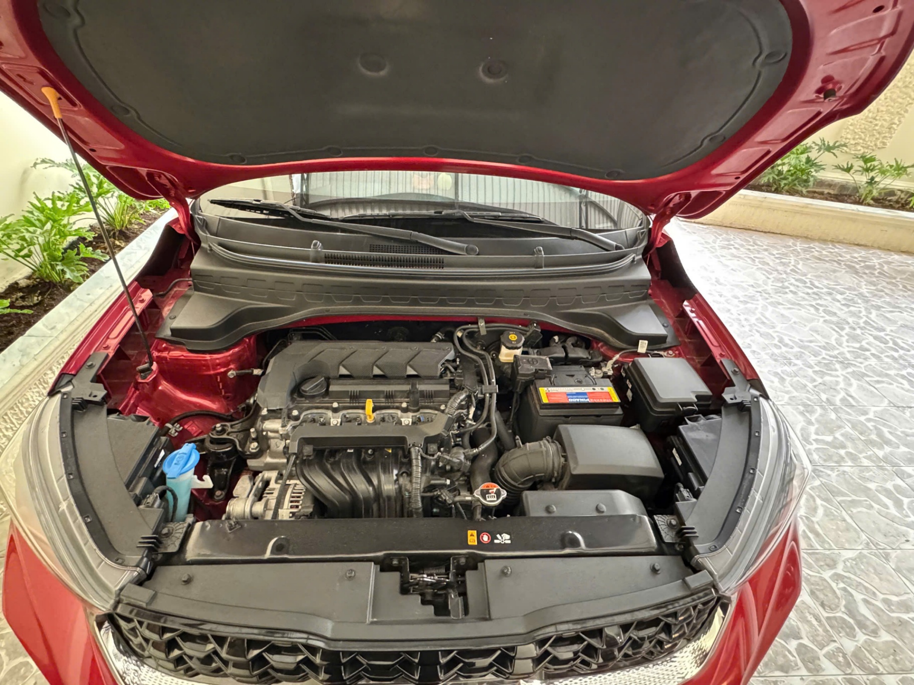Kia Sonet Premium 1.5 AT 2023 - Khoang động cơ 1