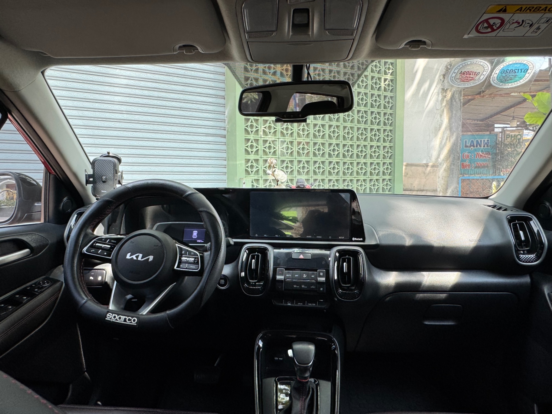 Kia Sonet Premium 1.5 AT 2023 - Nội thất 1