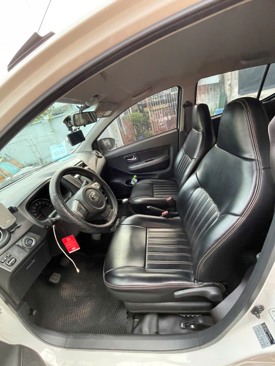 Toyota Wigo 1.2 MT 2021 - Nội thất 2