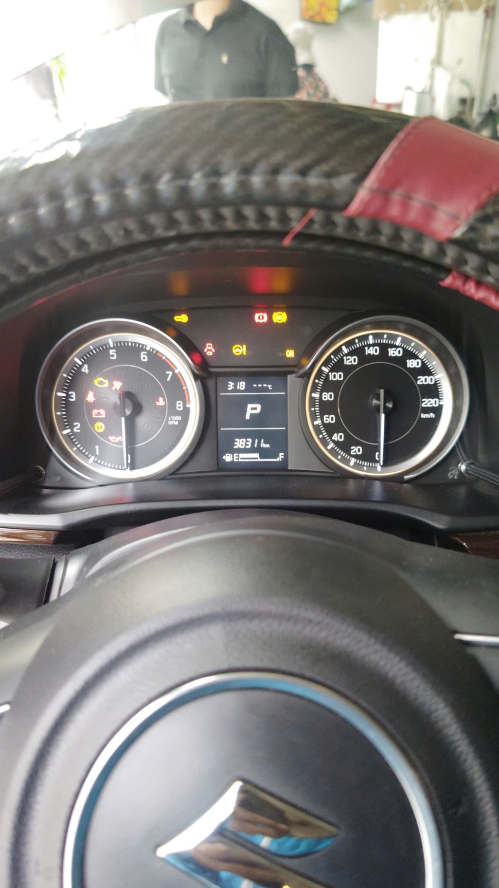Suzuki Ertiga GLX 1.5 AT 2019 - Nội thất 9