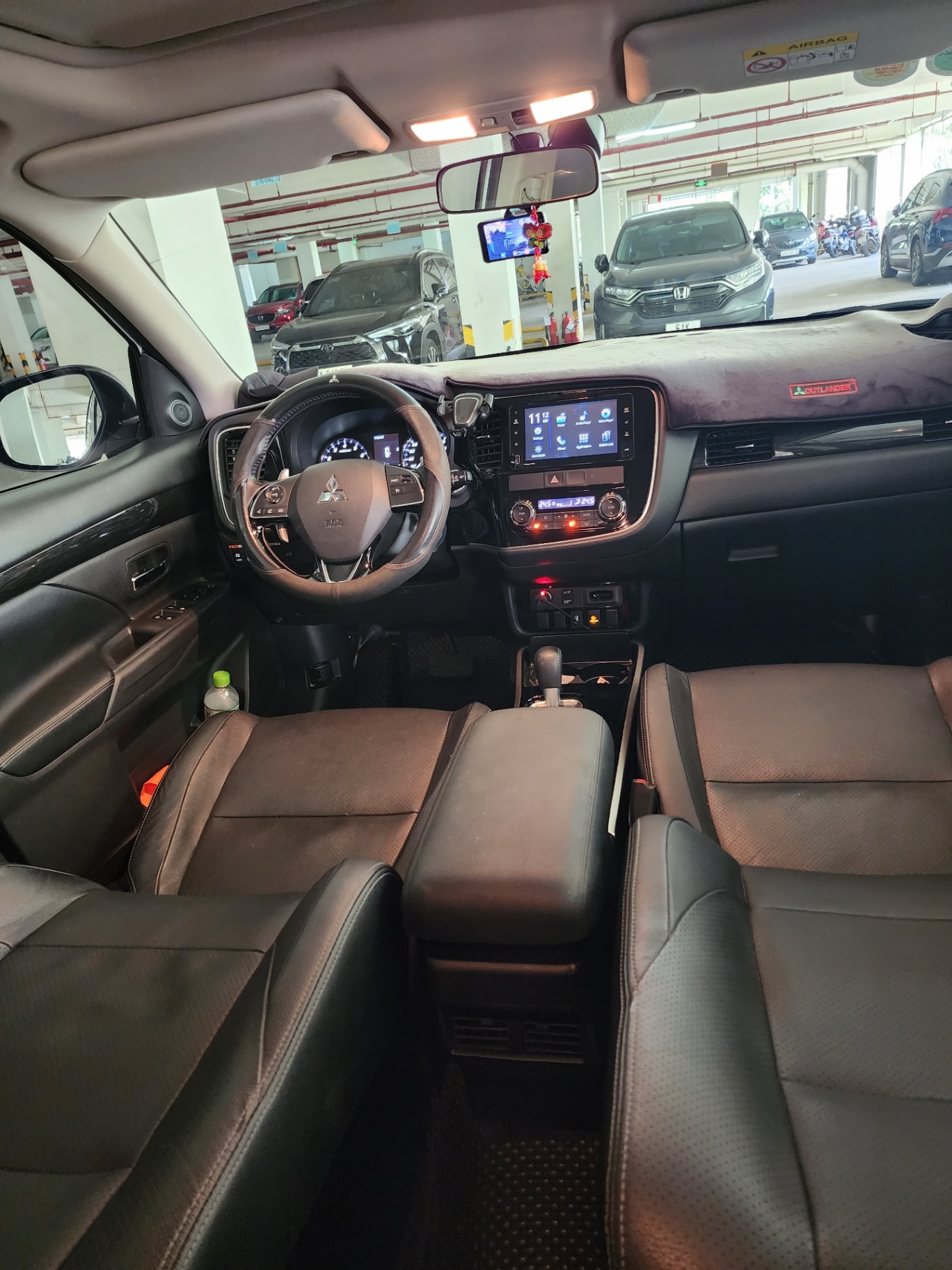 Mitsubishi Outlander 2.4 CVT Special Edition 2019 - Nội thất 1