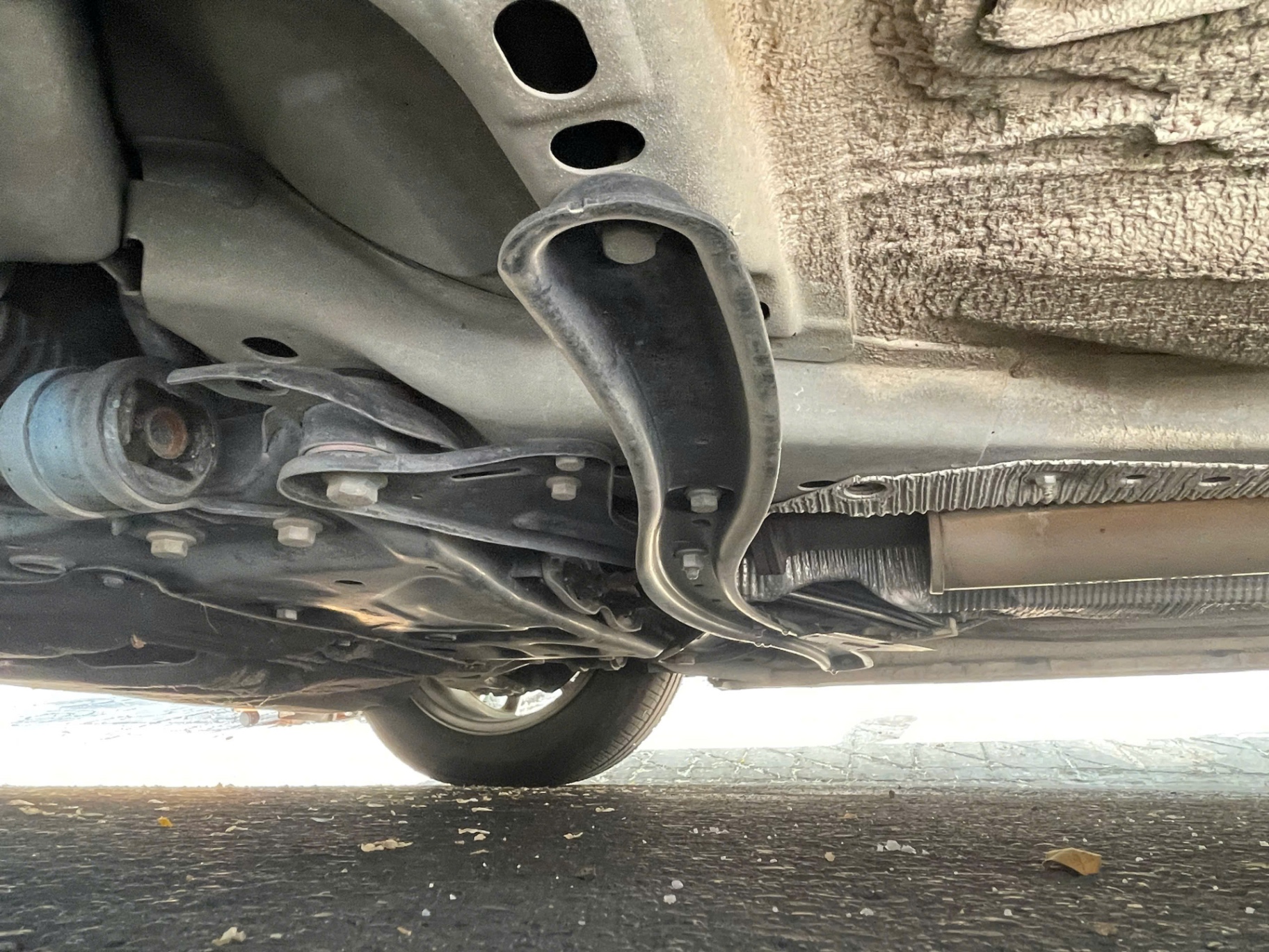 Ford Focus Trend 1.5L 2019 - Gầm & khung xe 4