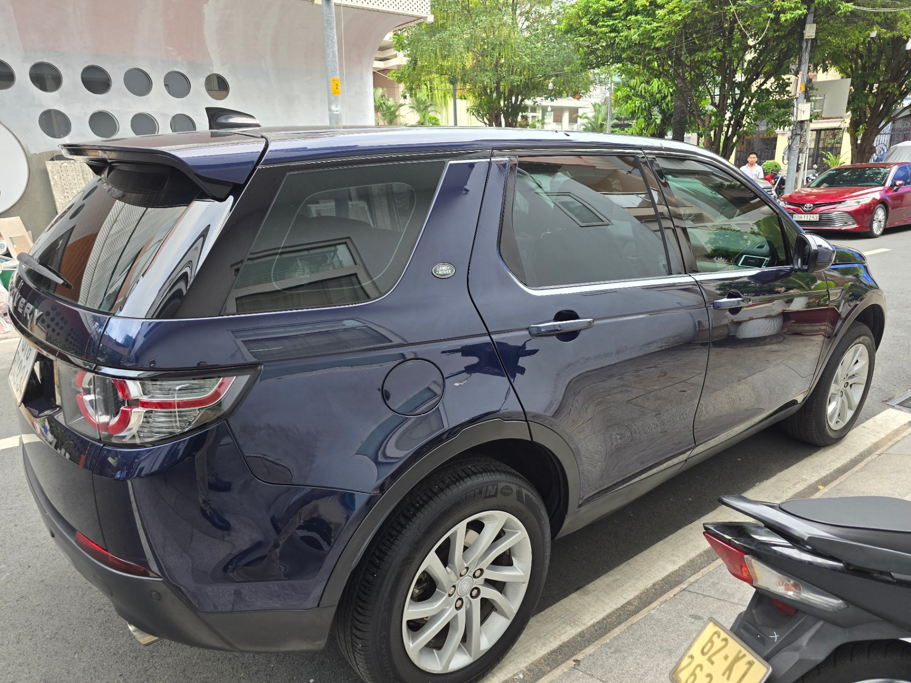 Landrover Discovery SE 2017 - Ngoại thất 2