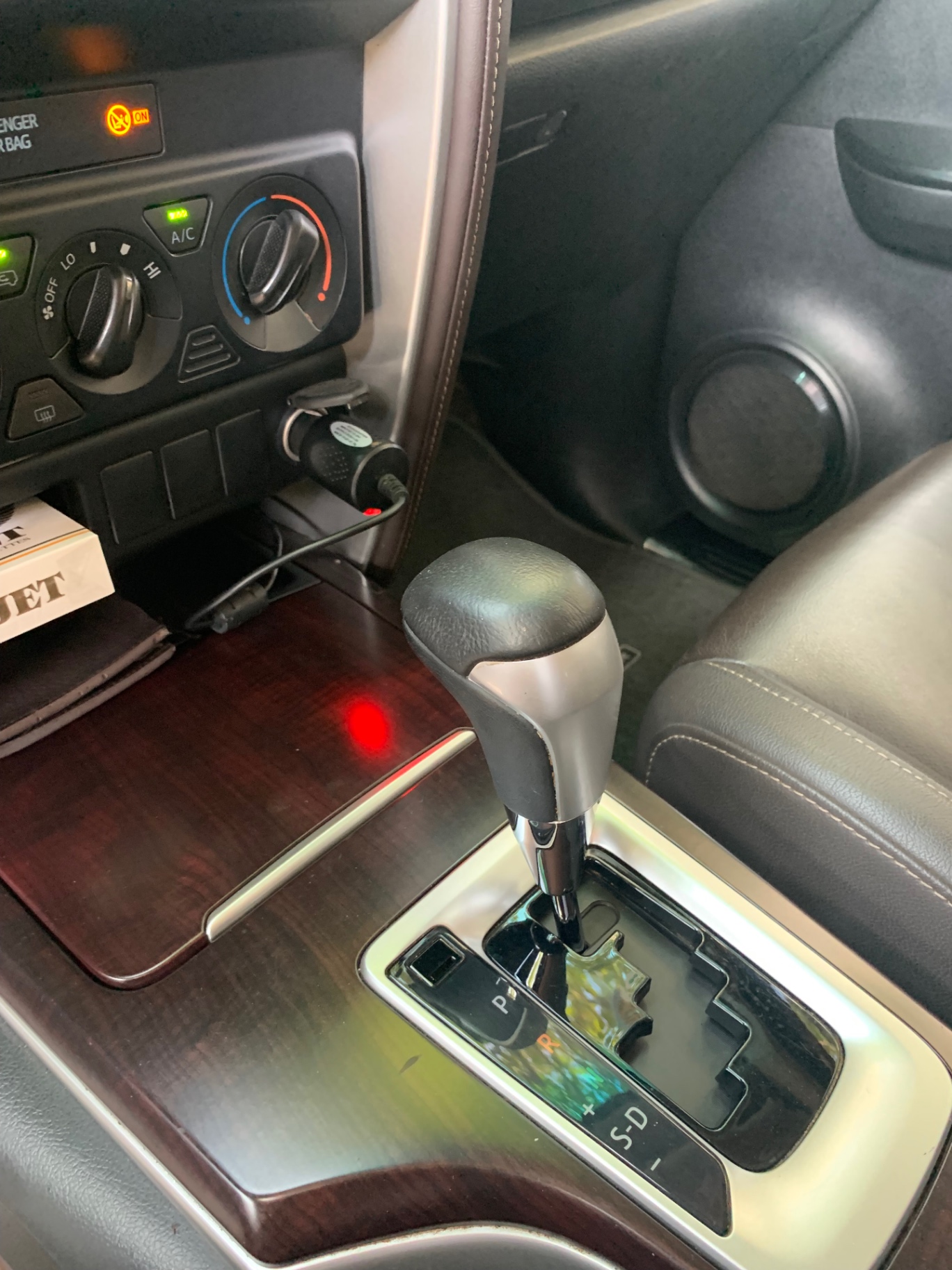 Toyota Fortuner 2.4G 4x2 AT 2020 - Nội thất 2