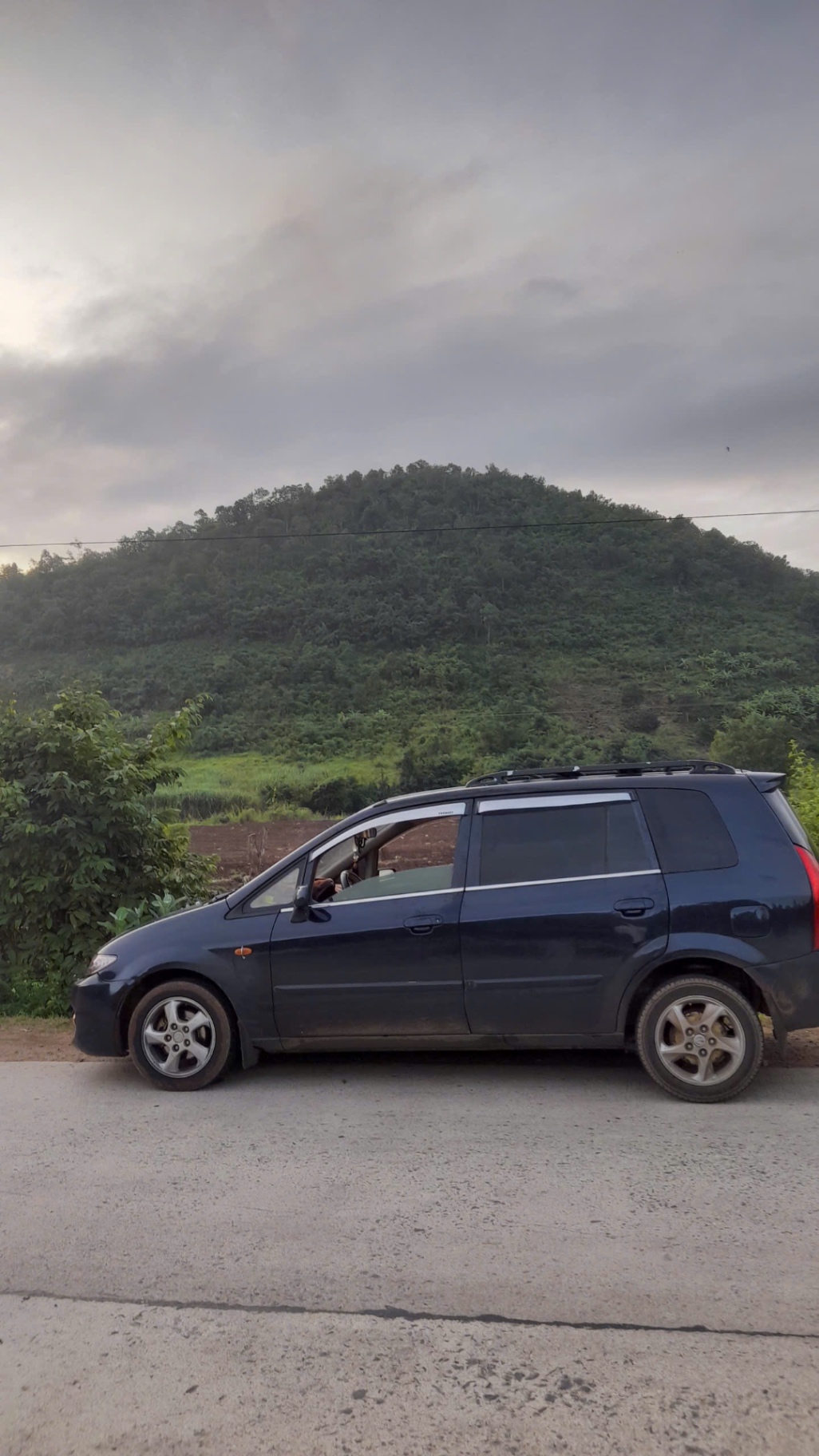 Mazda Premacy 1.8 AT 2002