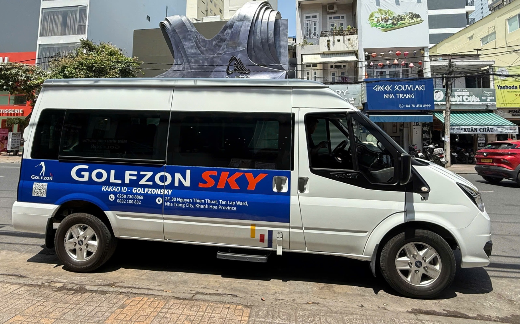 Ford Transit Tiêu chuẩn 2023
